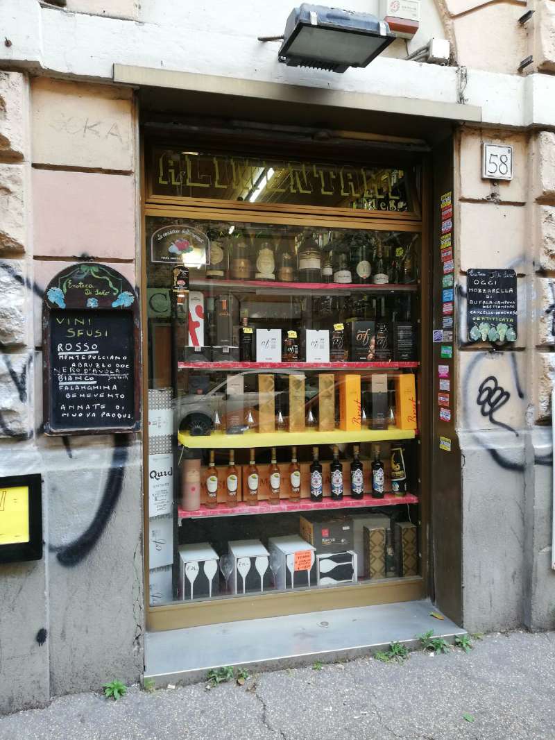 Negozio - Loc.Com. ROMA vendita  PIGNETO Macerata Jolly Agenzia Immobiliare