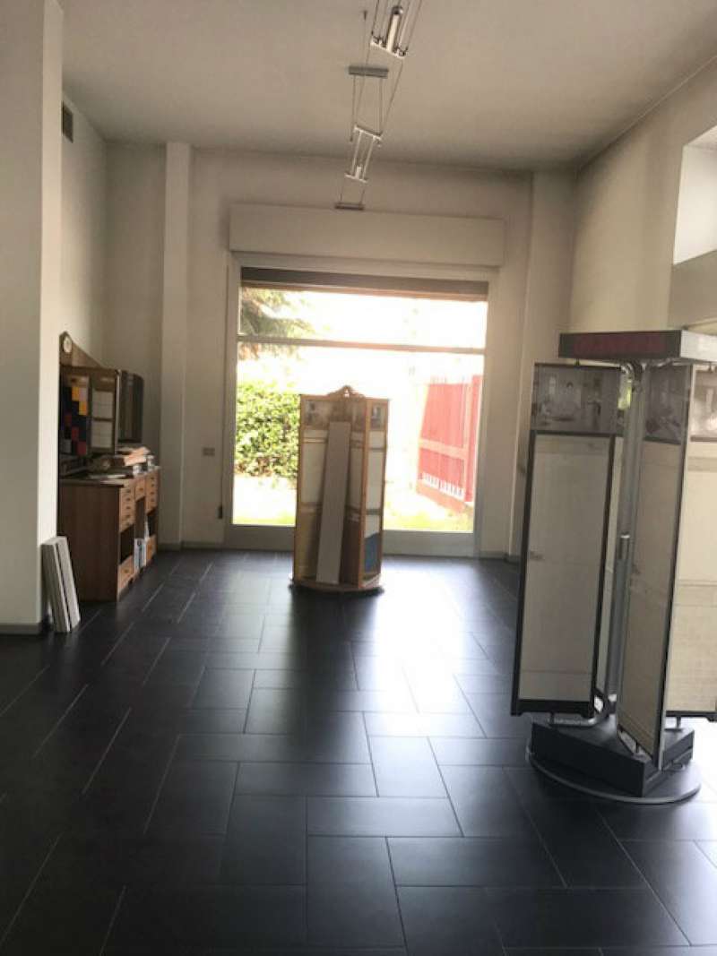 Negozio - Loc.Com. MILANO vendita  BICOCCA rucellai IMMOBILGREEN
