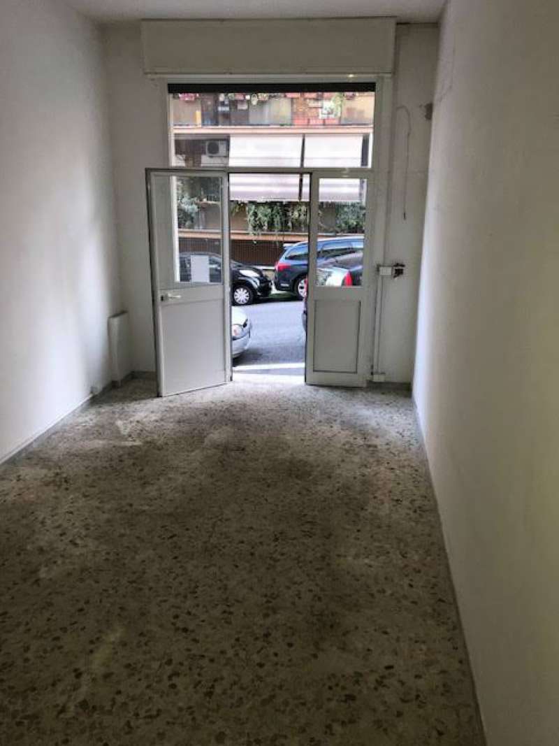 Negozio - Loc.Com. ROMA affitto  PORTUENSE (XV MUN.) Luigi Bartolucci Lidense Immobiliare Snc