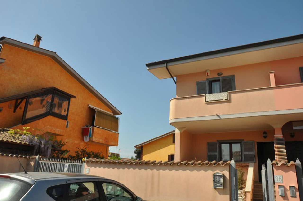 Villa Affiancata - Schiera FIUMICINO vendita   Adriano Casadei Lidense Immobiliare Snc