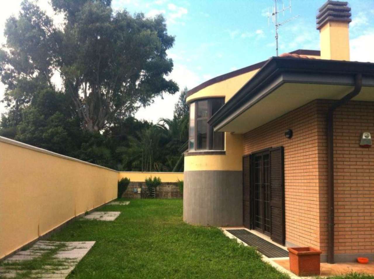 Villa Trifamiliare APRILIA vendita   GIACOMO MATTEOTTI Logica Immobiliare