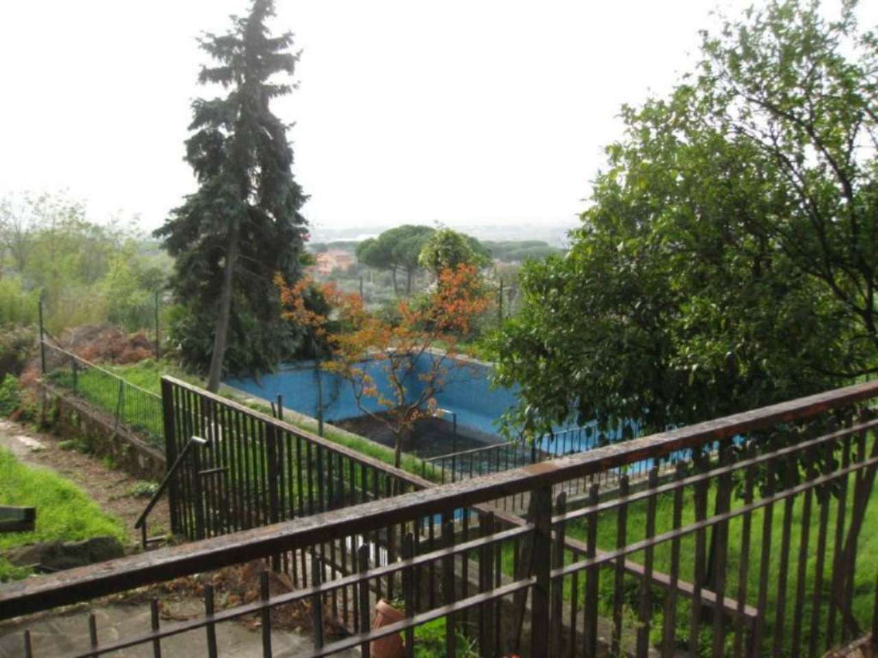 Villa Trifamiliare CASTEL GANDOLFO affitto   arturo toscanini Logica Immobiliare