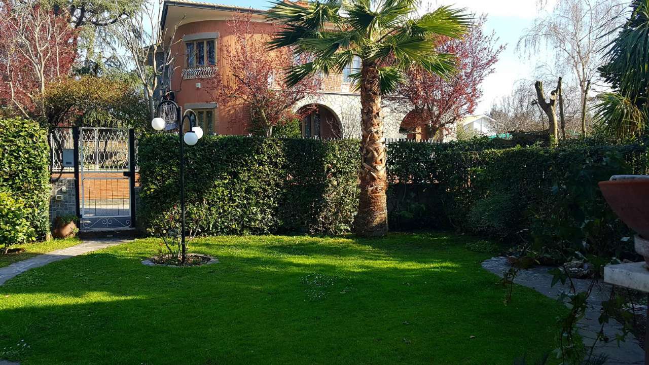 Villa MARINO vendita   del divino amore Logica Immobiliare