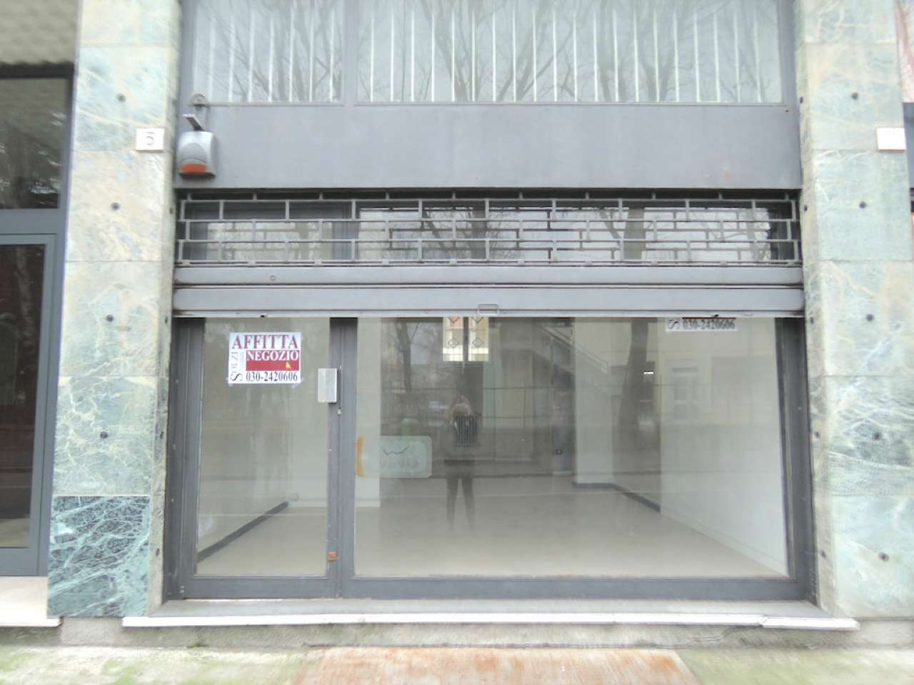 Negozio - Loc.Com. BRESCIA affitto  VILLAGGIO PREALPINO Famiglia Boccacci Solzi Immobiliare