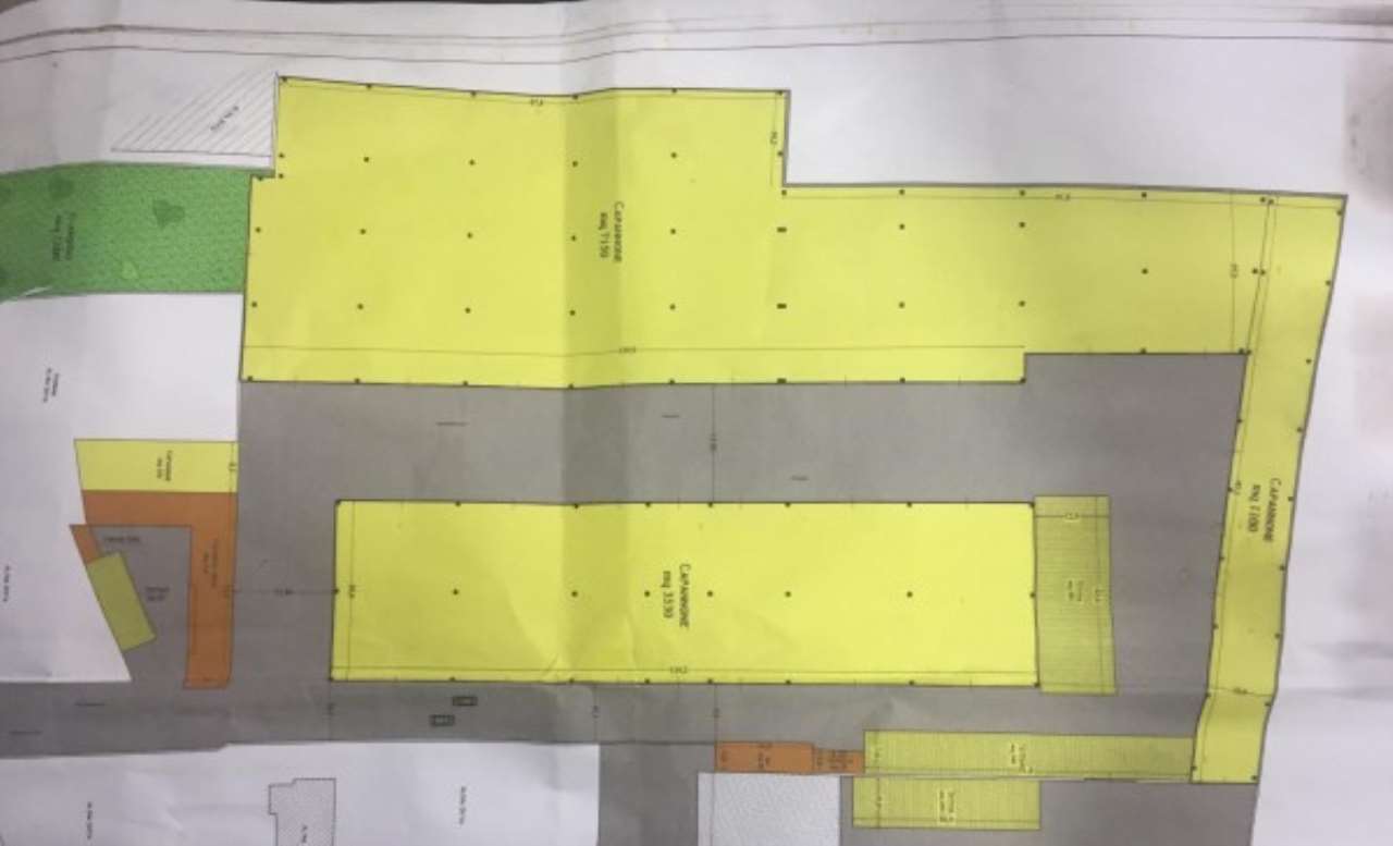 Capannone in Vendita