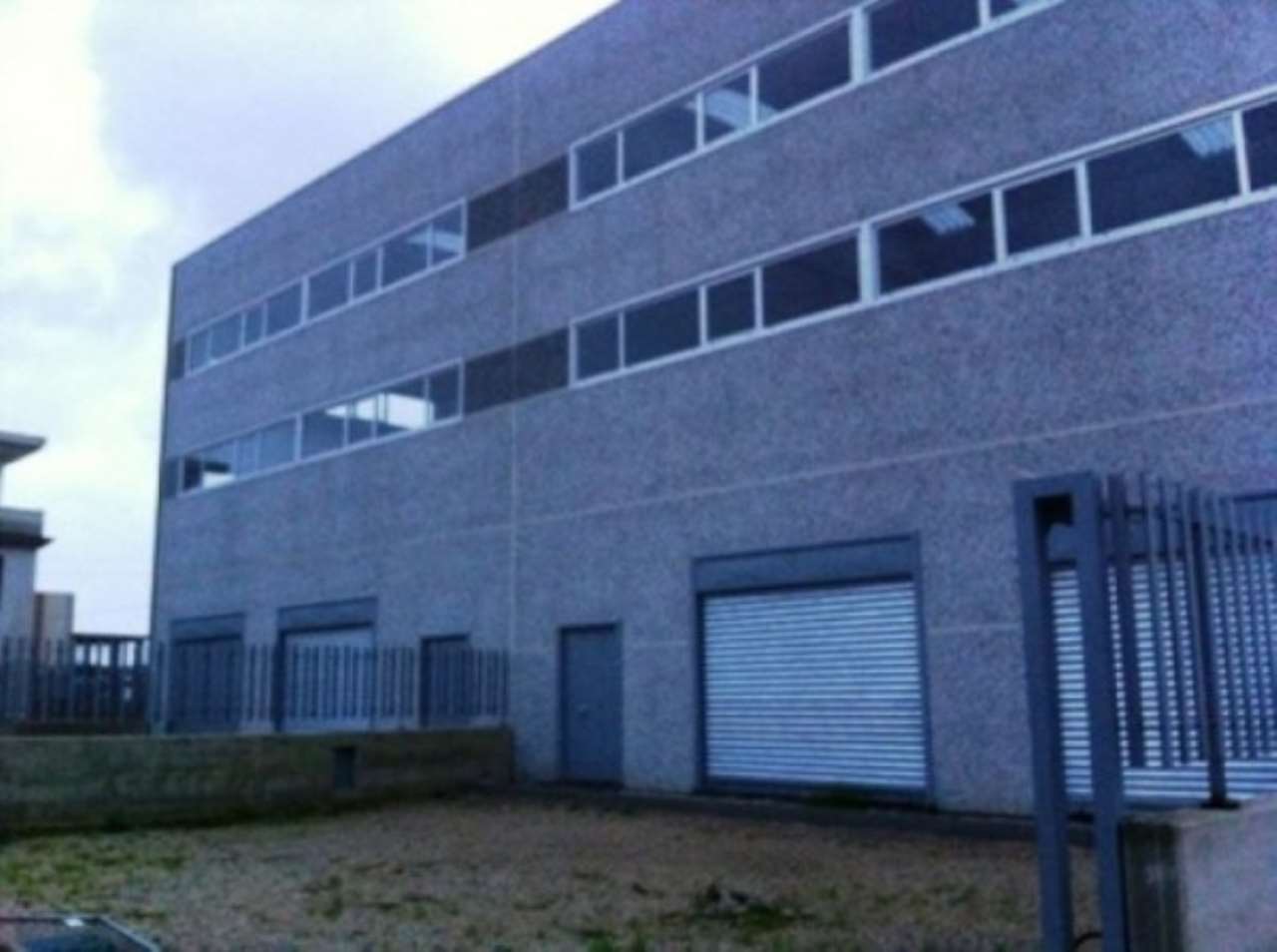 Capannone in Vendita