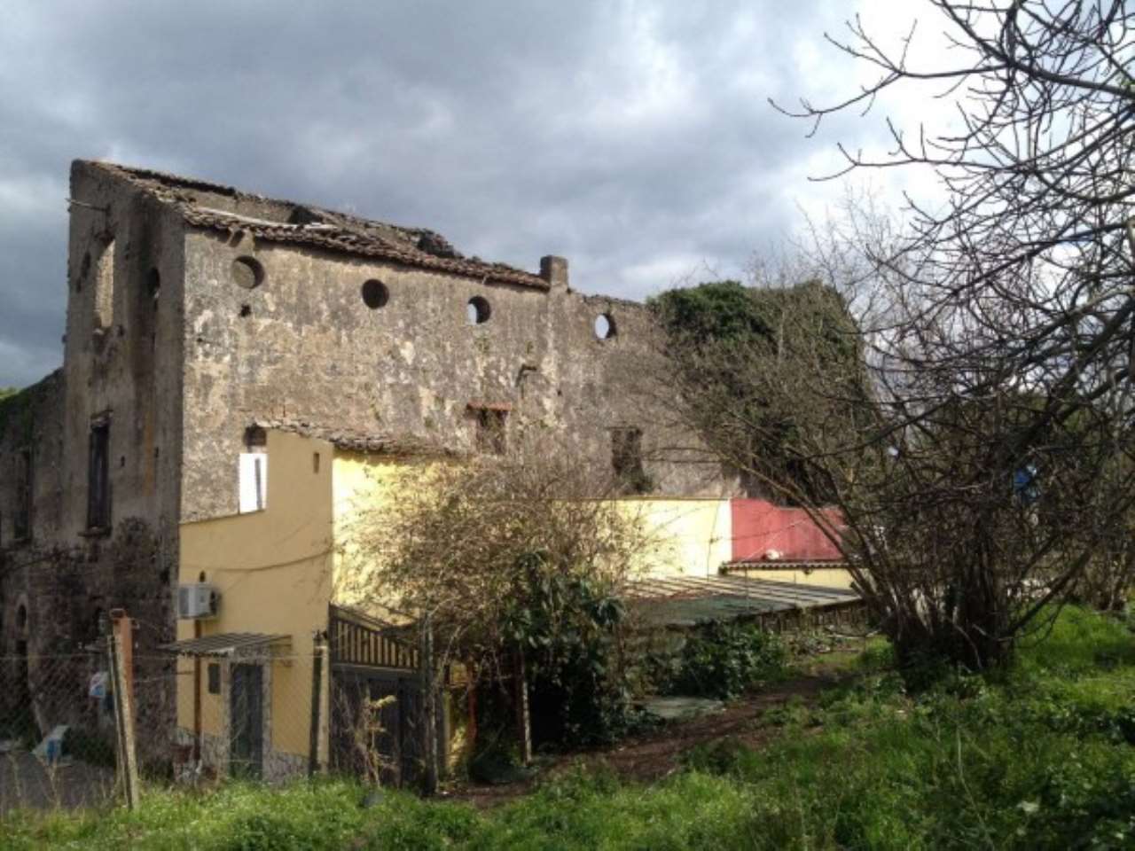 Somma Vesuviana Vendita CASALE / RUSTICO / CASA / CASCINA Immagine 2