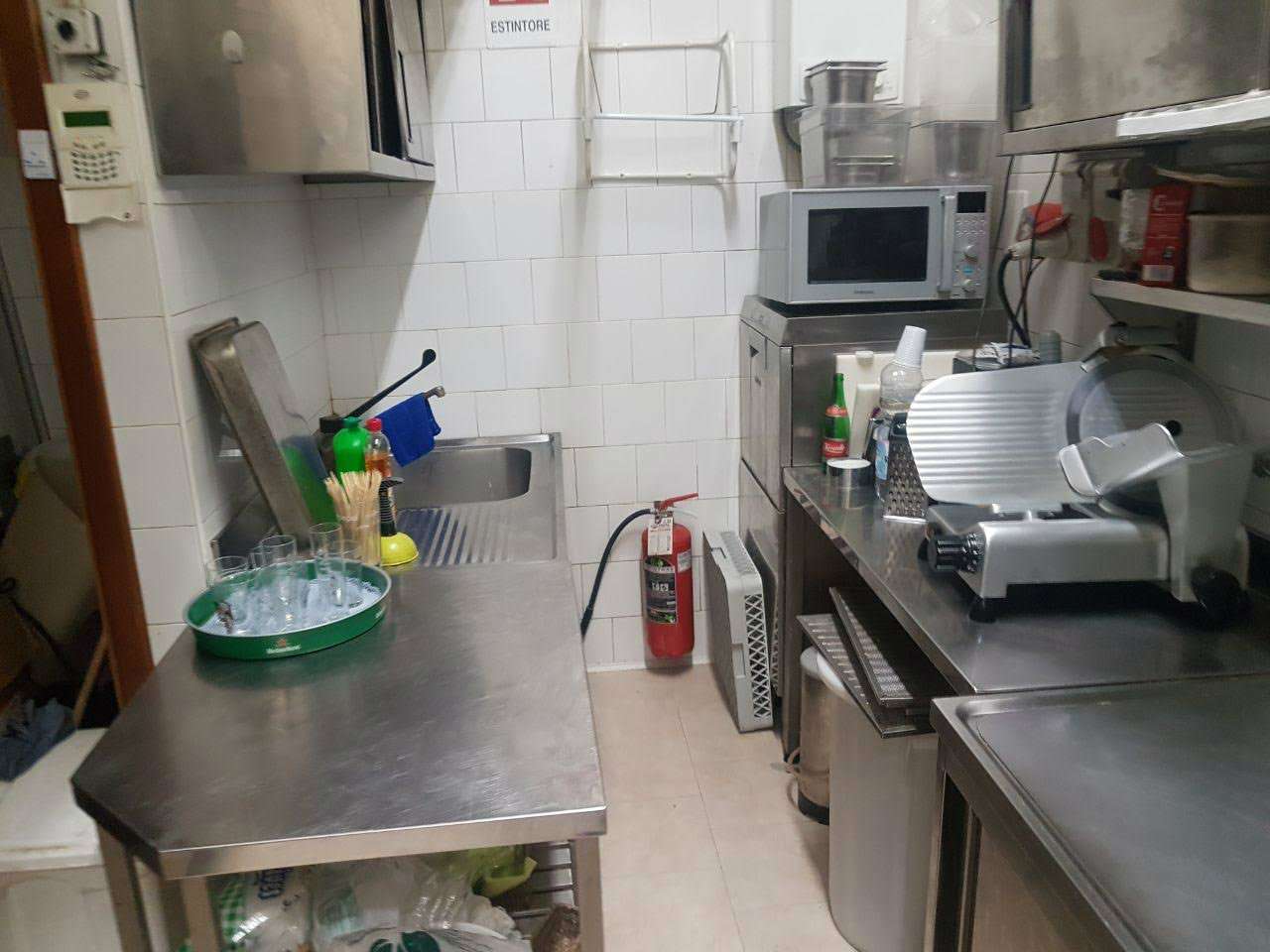 Attività Commerciale in Vendita