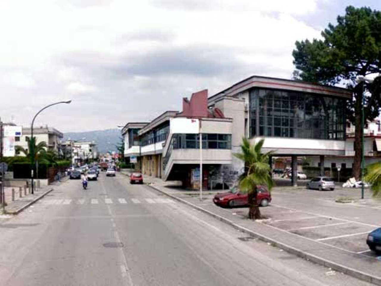 Locale Comm.le in Affitto