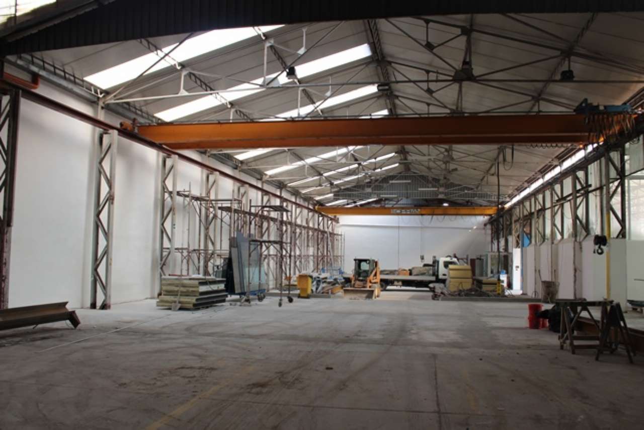 Capannone in Vendita