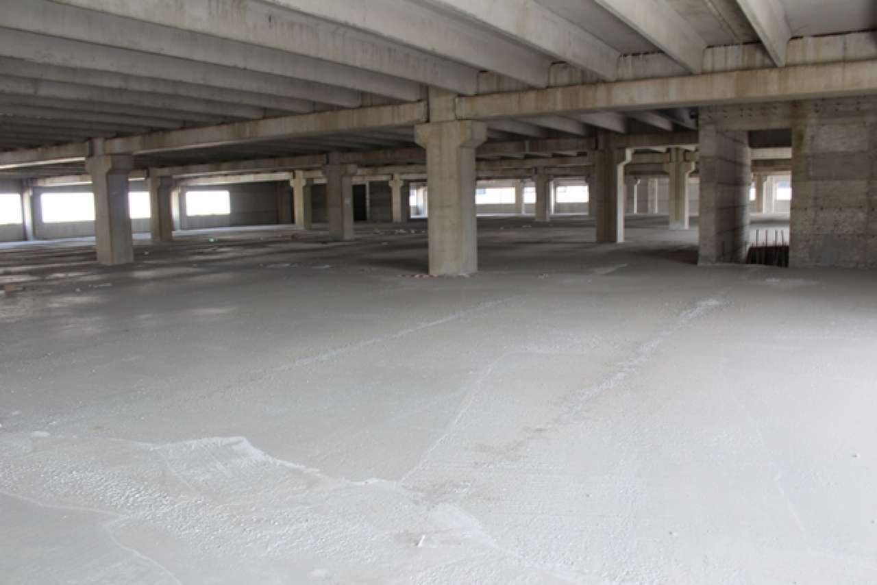 Capannone in Affitto