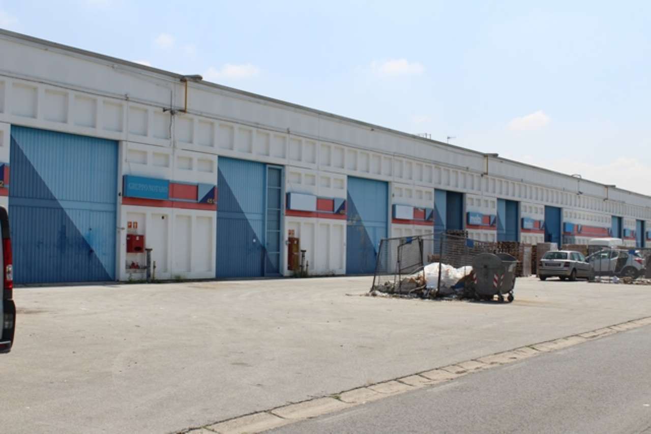 Capannone in Vendita