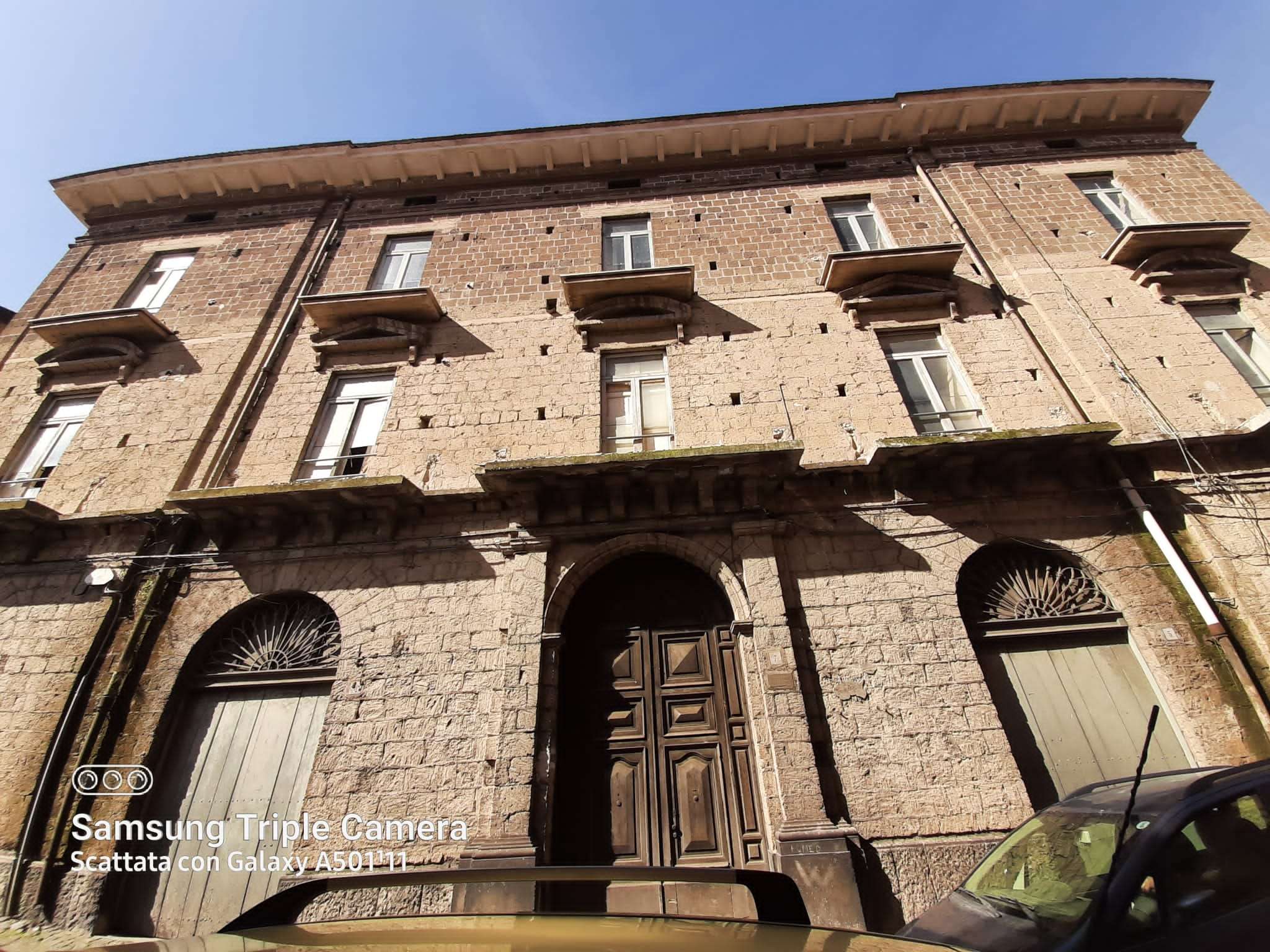 Lauro Vendita STABILE / PALAZZO Immagine 0