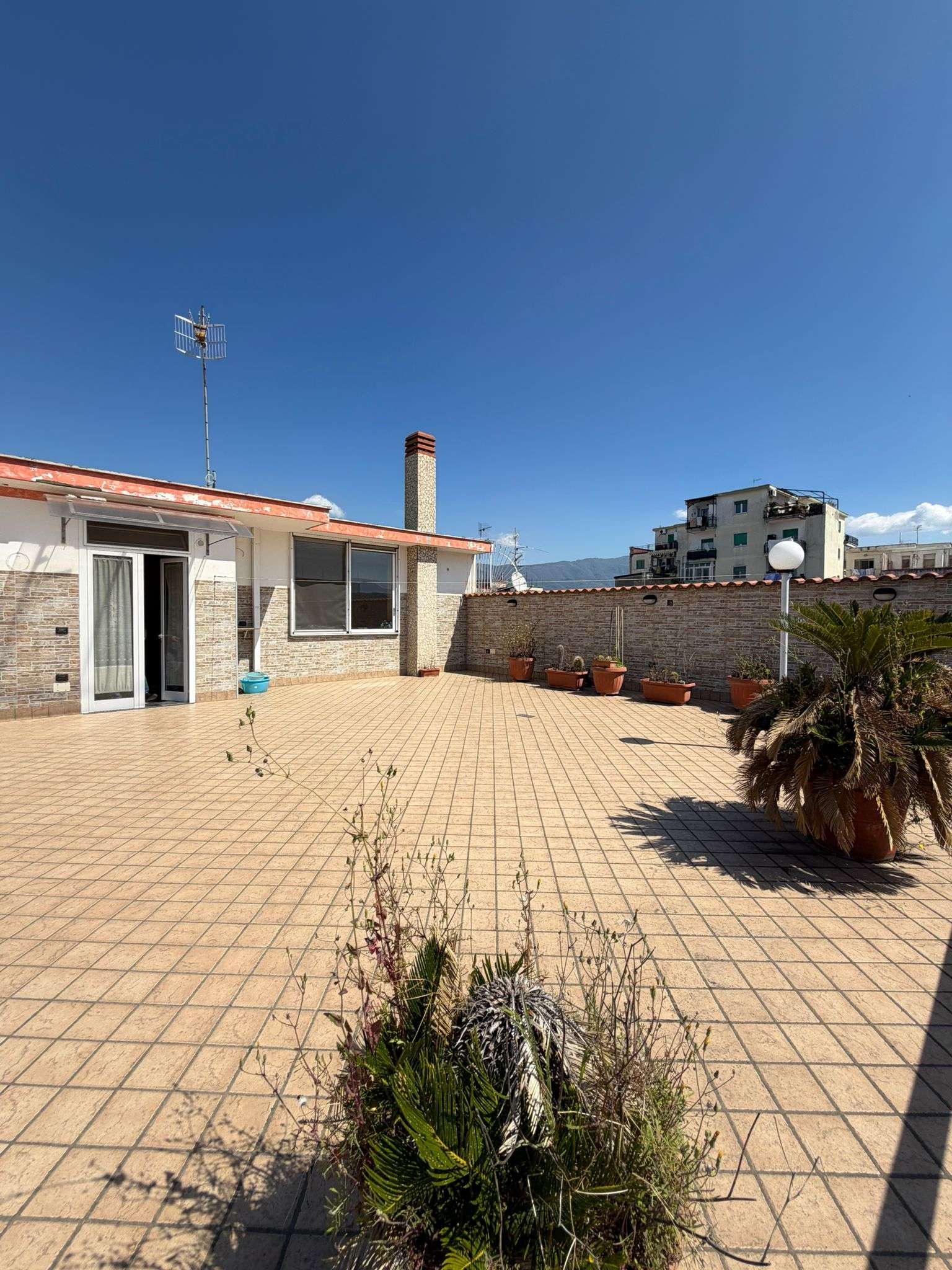 Cimitile Vendita STABILE / PALAZZO