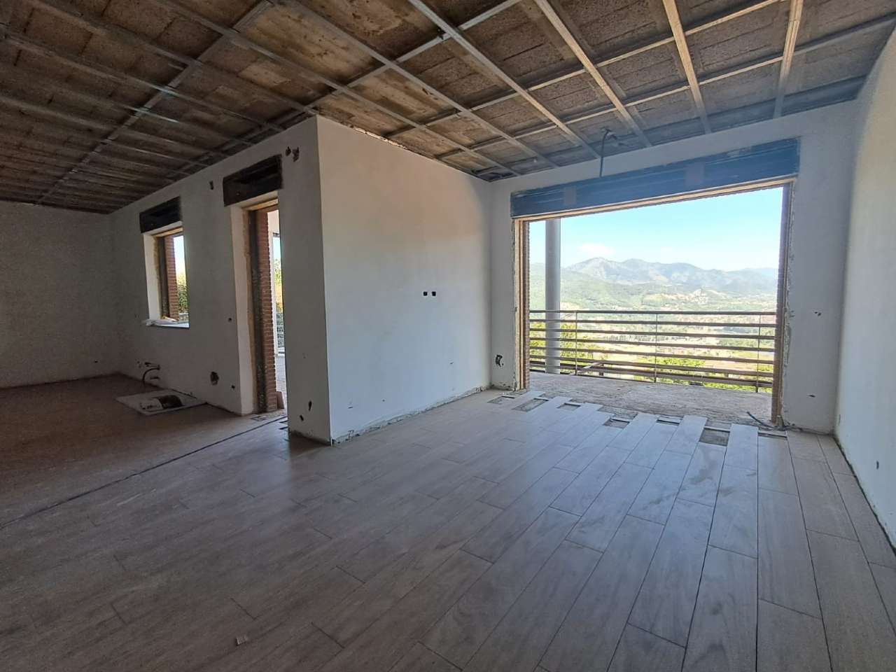 VENDITE Appartamento a Salerno – foto 1