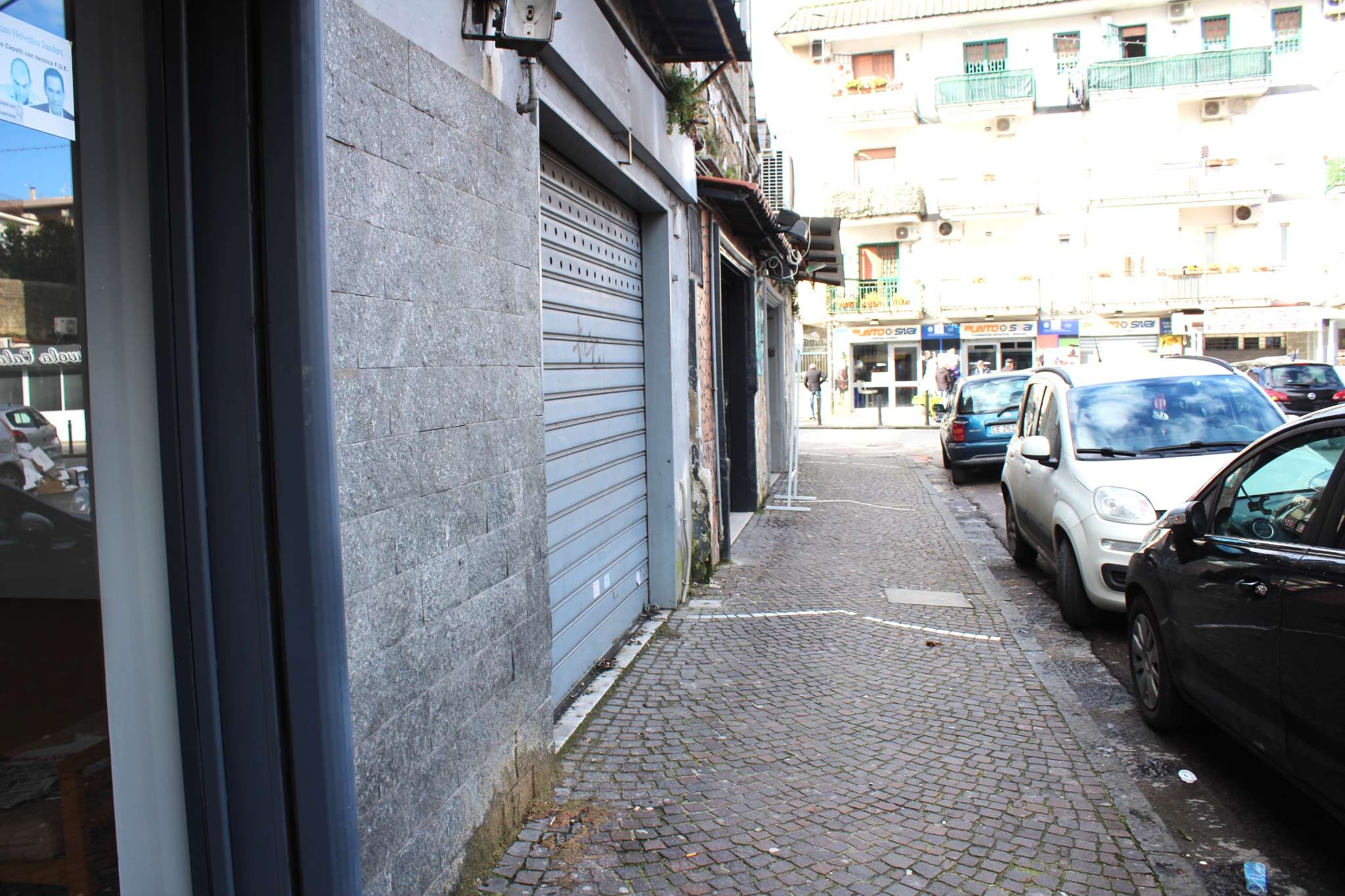 VENDITE Locali commerciali a Napoli – foto 1