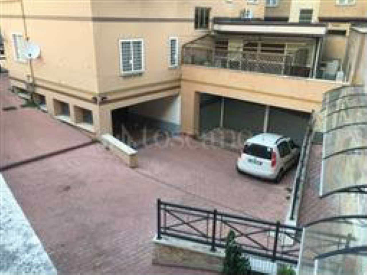 Box auto - Posto auto ROMA vendita  BRAVETTA  punto immobiliare bravetta
