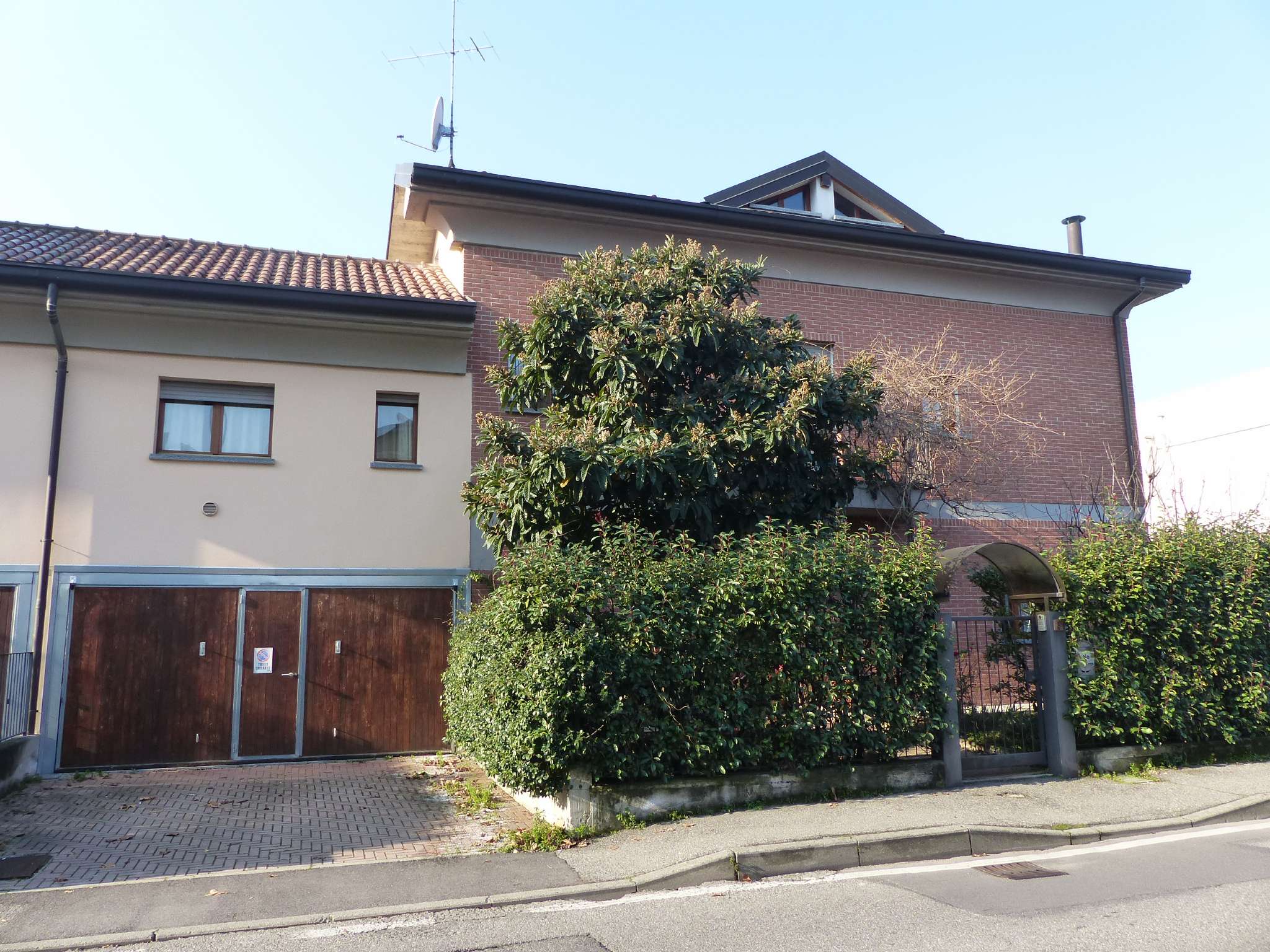 Villa BIASSONO vendita   Via don Minzoni Equipe Immobiliare