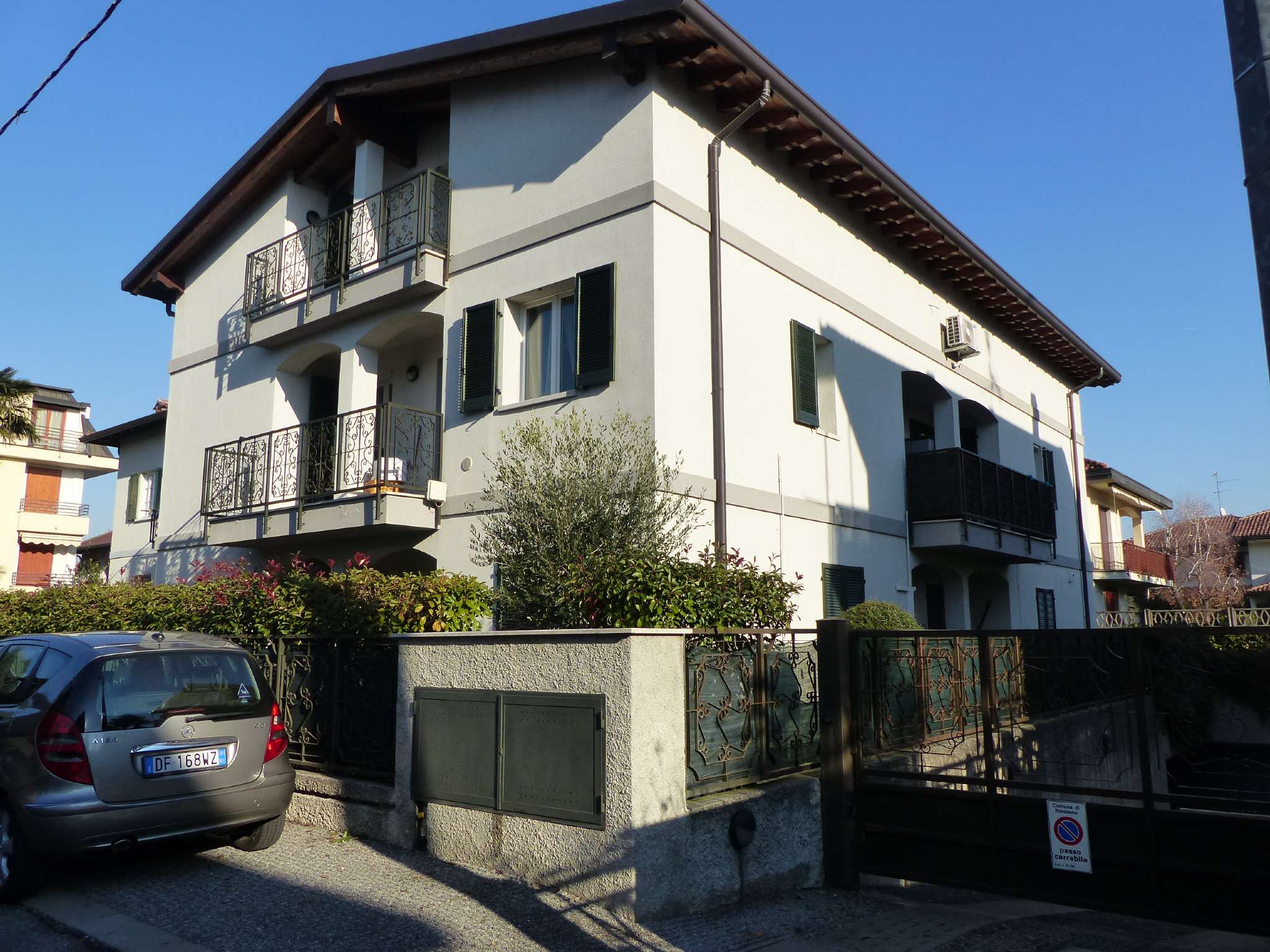  biassono vendita quart:  equipe immobiliare