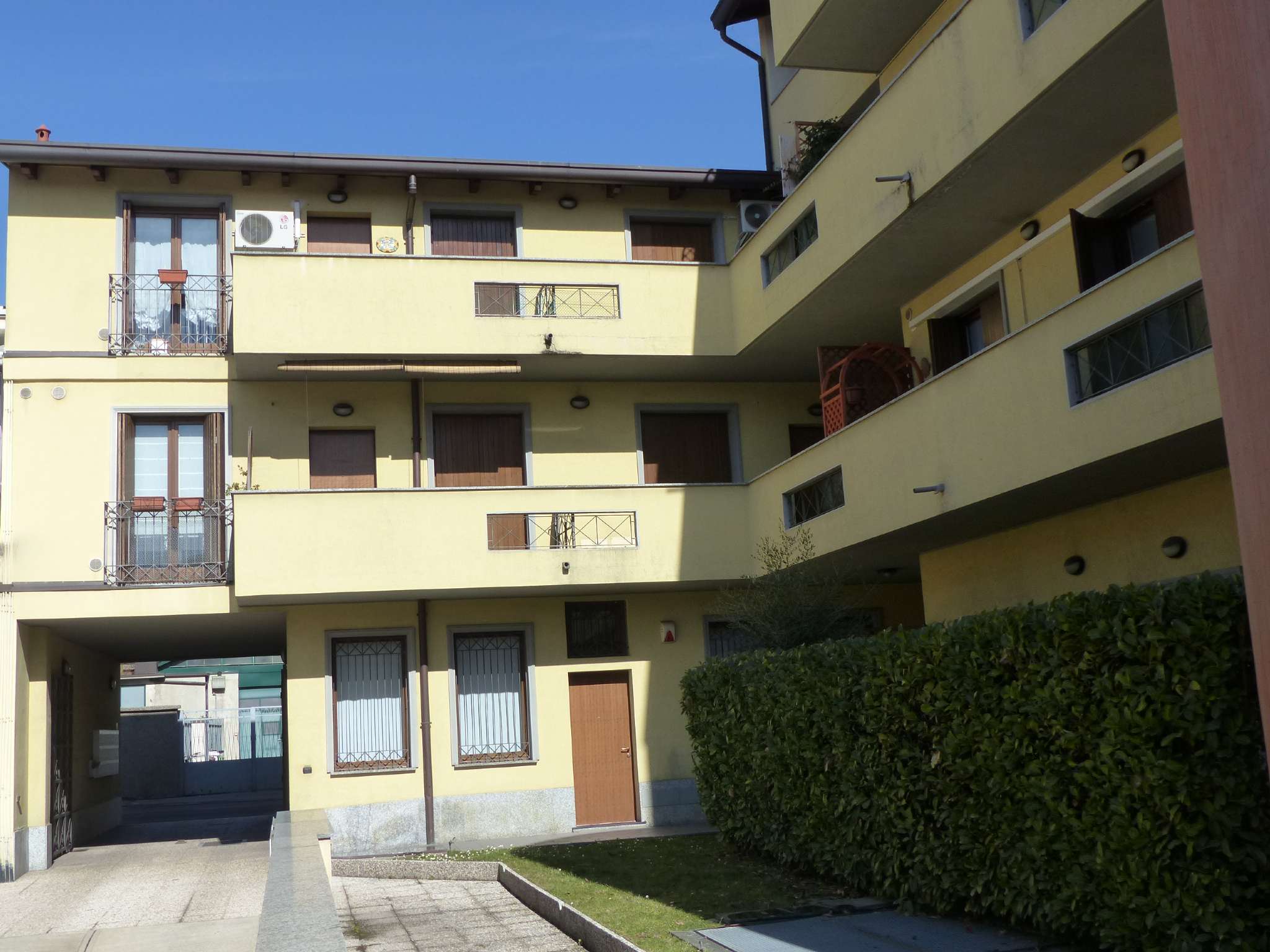  lissone vendita quart:  equipe immobiliare