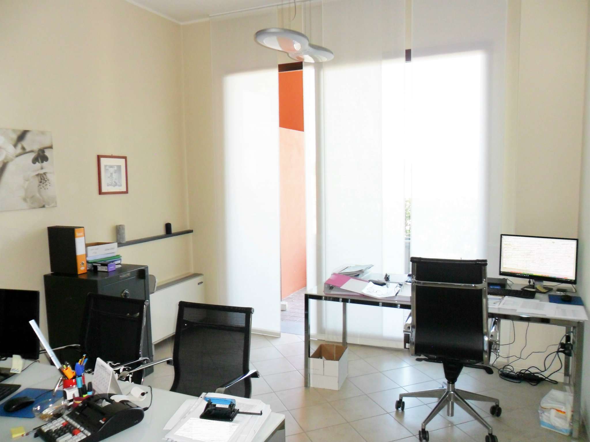 Ufficio - Loc.Com. PARMA affitto  VIA PARIGI martiri della liberazione A CASA immobiliare