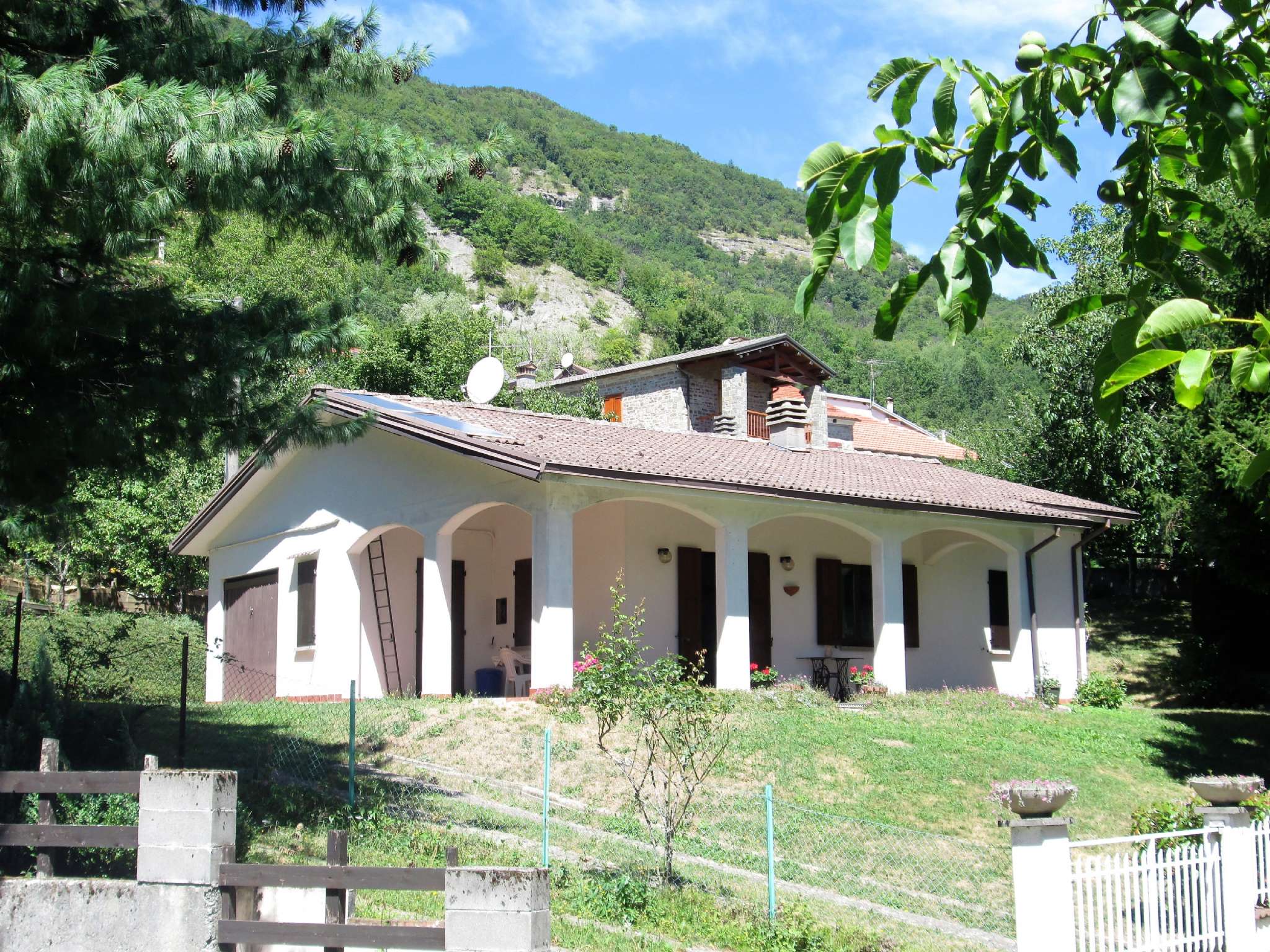 Villa Unifamiliare - Indipendente VALMOZZOLA vendita   valle A CASA immobiliare