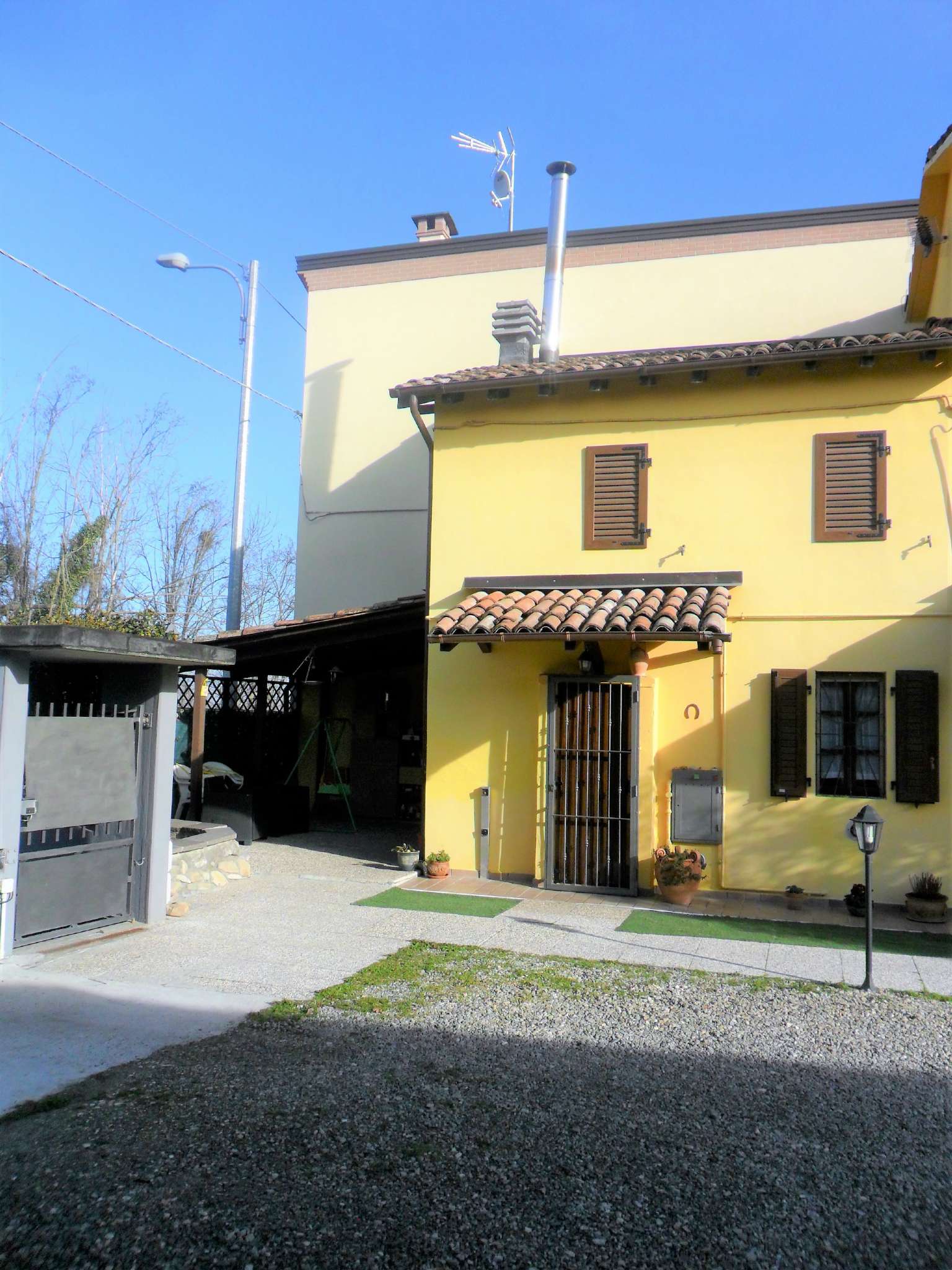 Rustico - Cascina NOCETO vendita   ghiaie superiori A CASA immobiliare