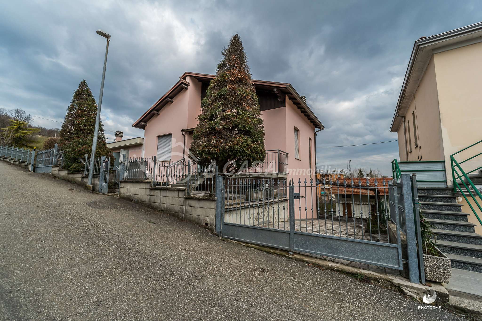 Villa Unifamiliare - Indipendente VARANO DE