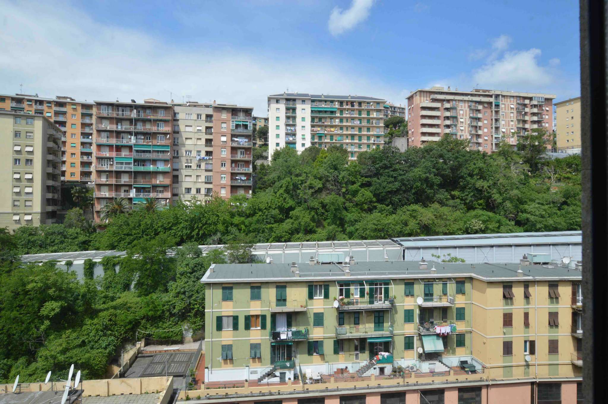  genova vendita quart: sampierdarena fondocasa genova albaro - albaro uno