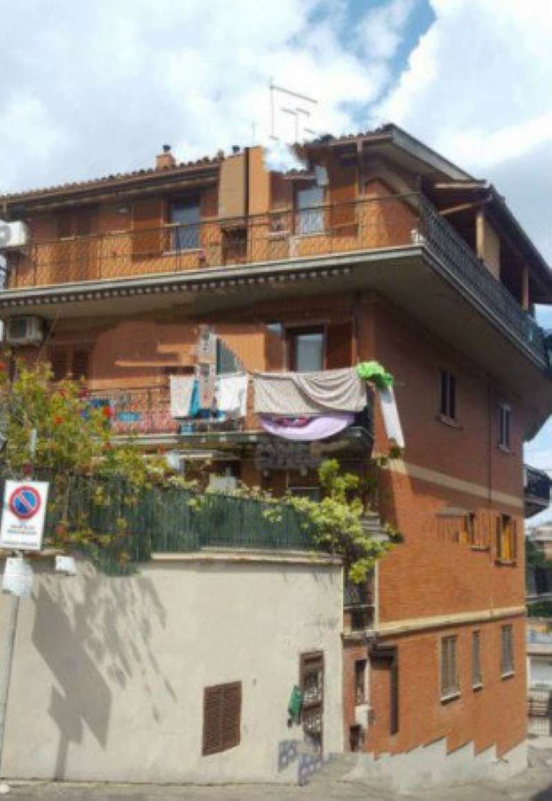 Appartamento ROMA vendita  PORTUENSE (XV MUN.) via Montelupo Fiorentino Assieme Real Estate SRL