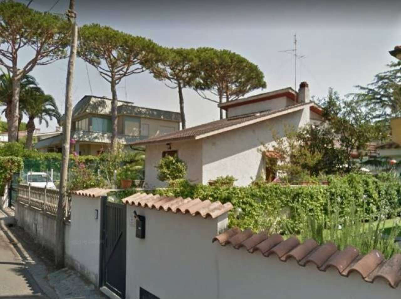 Appartamento ANZIO vendita   Via Capri Assieme Real Estate SRL