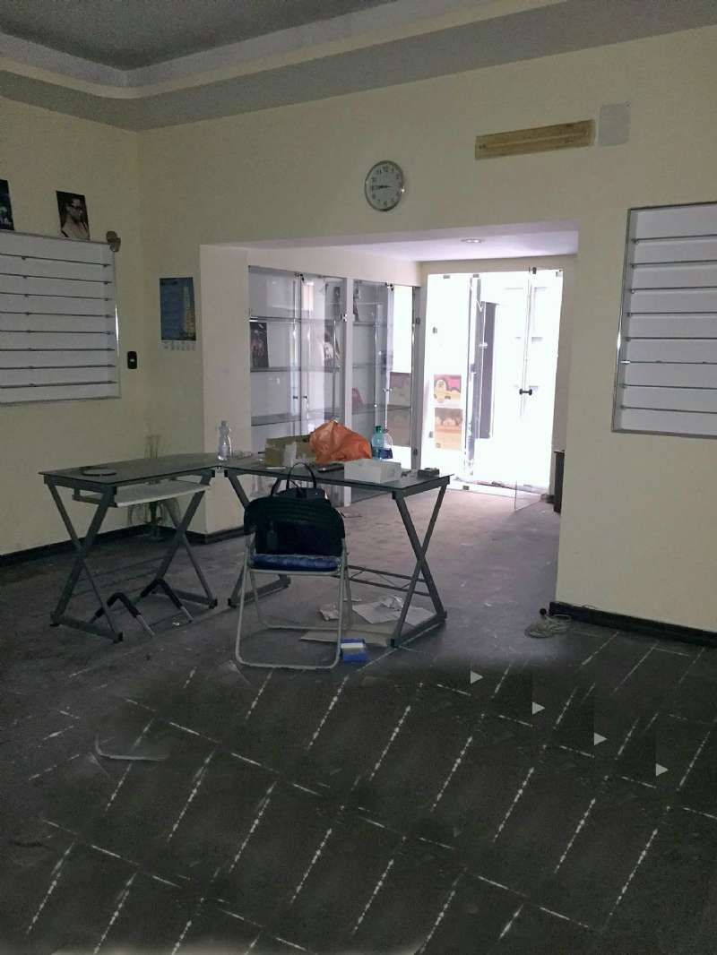 Negozio - Loc.Com. NAPOLI vendita  PONTICELLI margherita SOGEIM