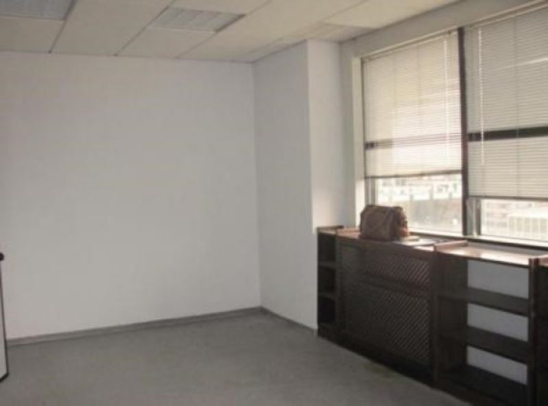 Ufficio - Loc.Com. NAPOLI vendita  POGGIOREALE E ZONA INDUSTRIALE Centro Direzionale Solemya RE s.r.l.