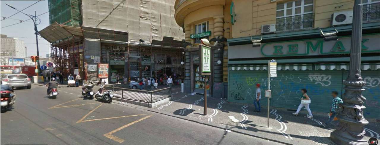  napoli vendita quart: pendino solemya-re-s.r.l.