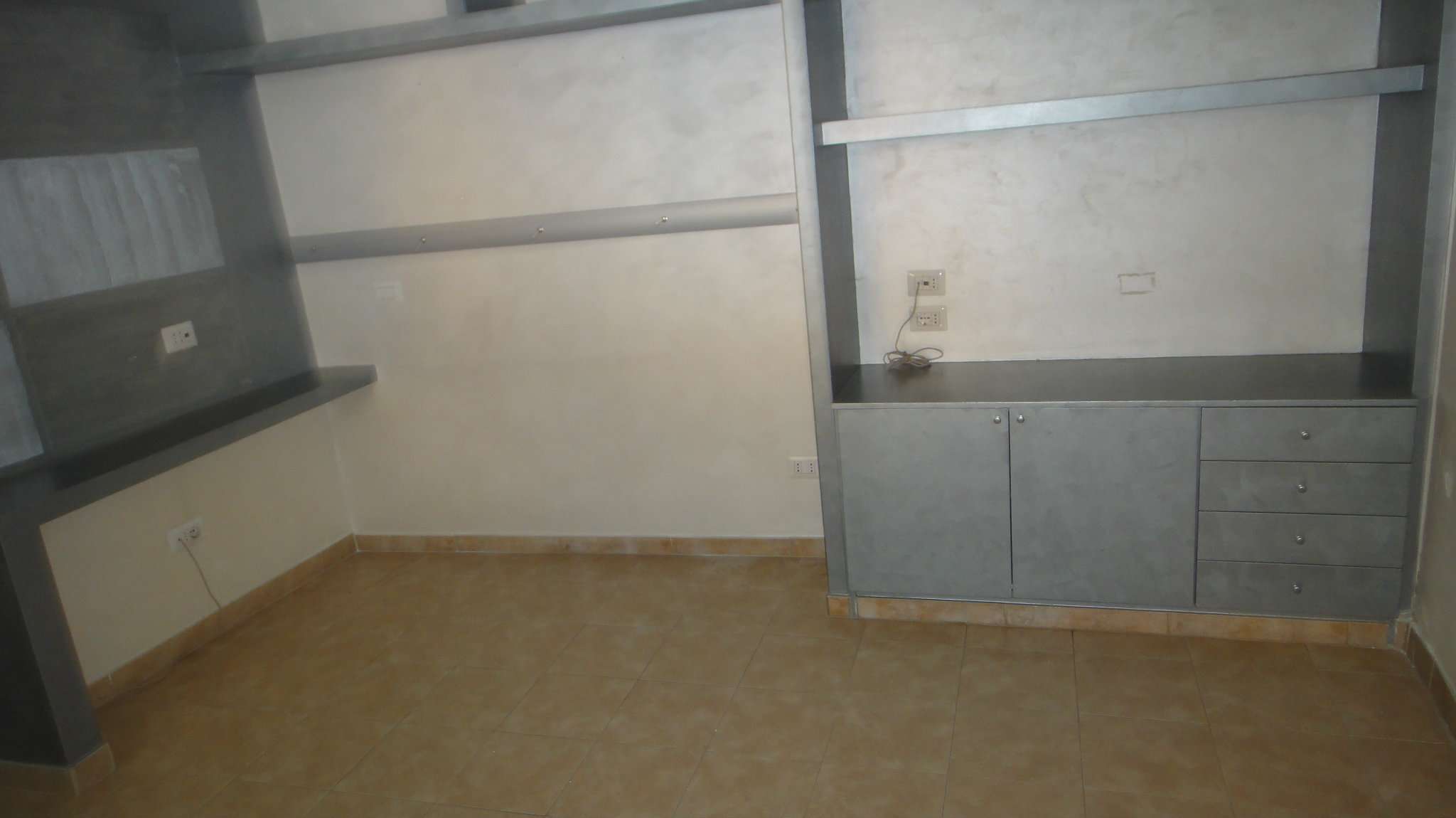Negozio - Loc.Com. NAPOLI affitto  CHIAIA Santa Maria in Portico Solemya RE s.r.l.