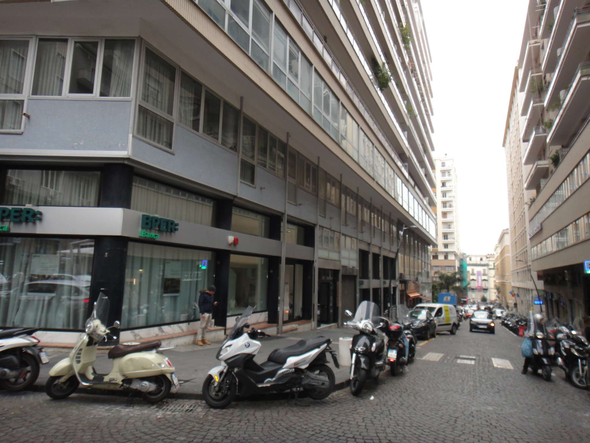 Ufficio - Loc.Com. NAPOLI affitto  MERCATO Ponte di Tappia Solemya RE s.r.l.
