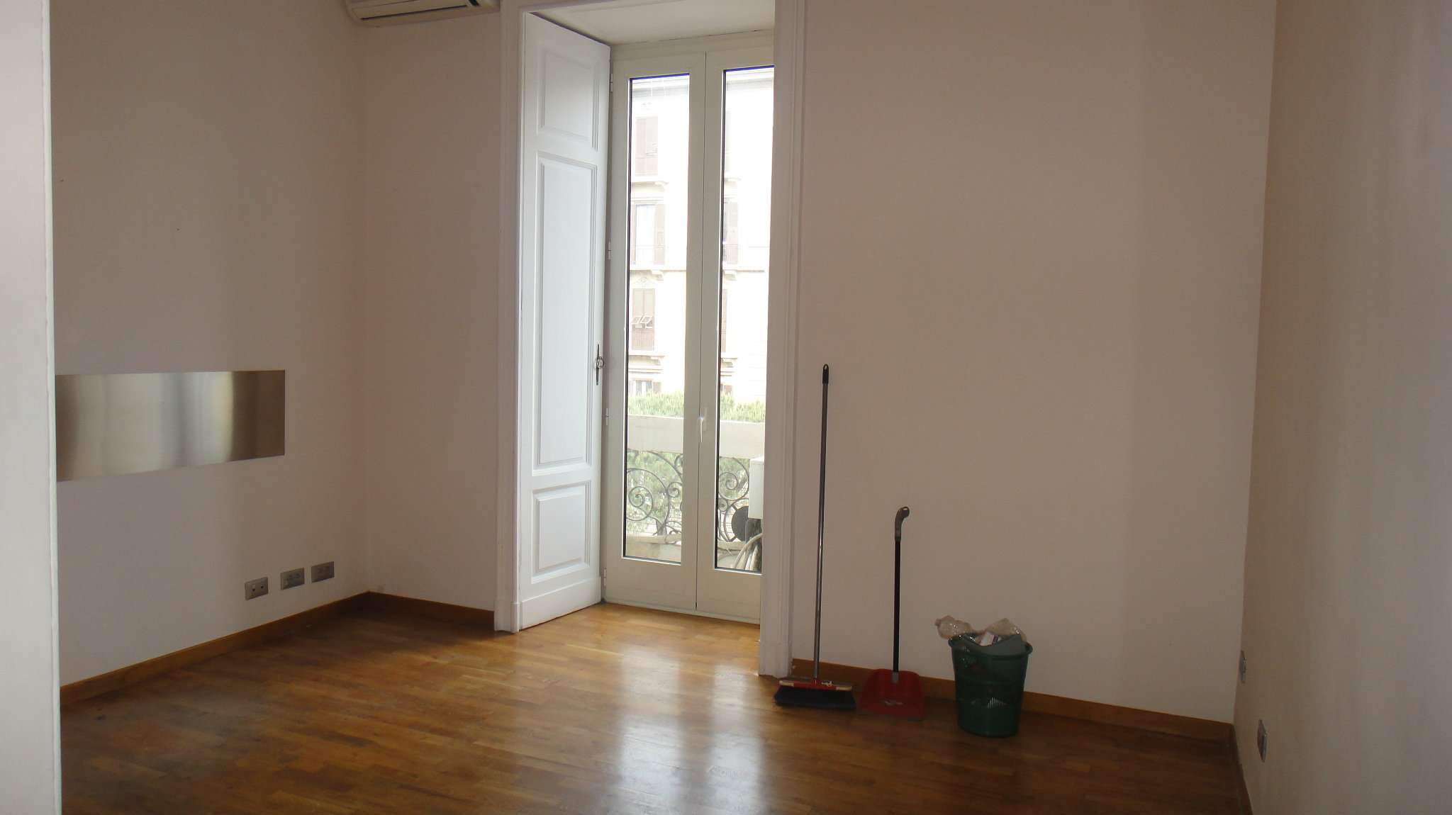 Ufficio - Loc.Com. NAPOLI affitto  MERGELLINA Antonio Gramsci Solemya RE s.r.l.