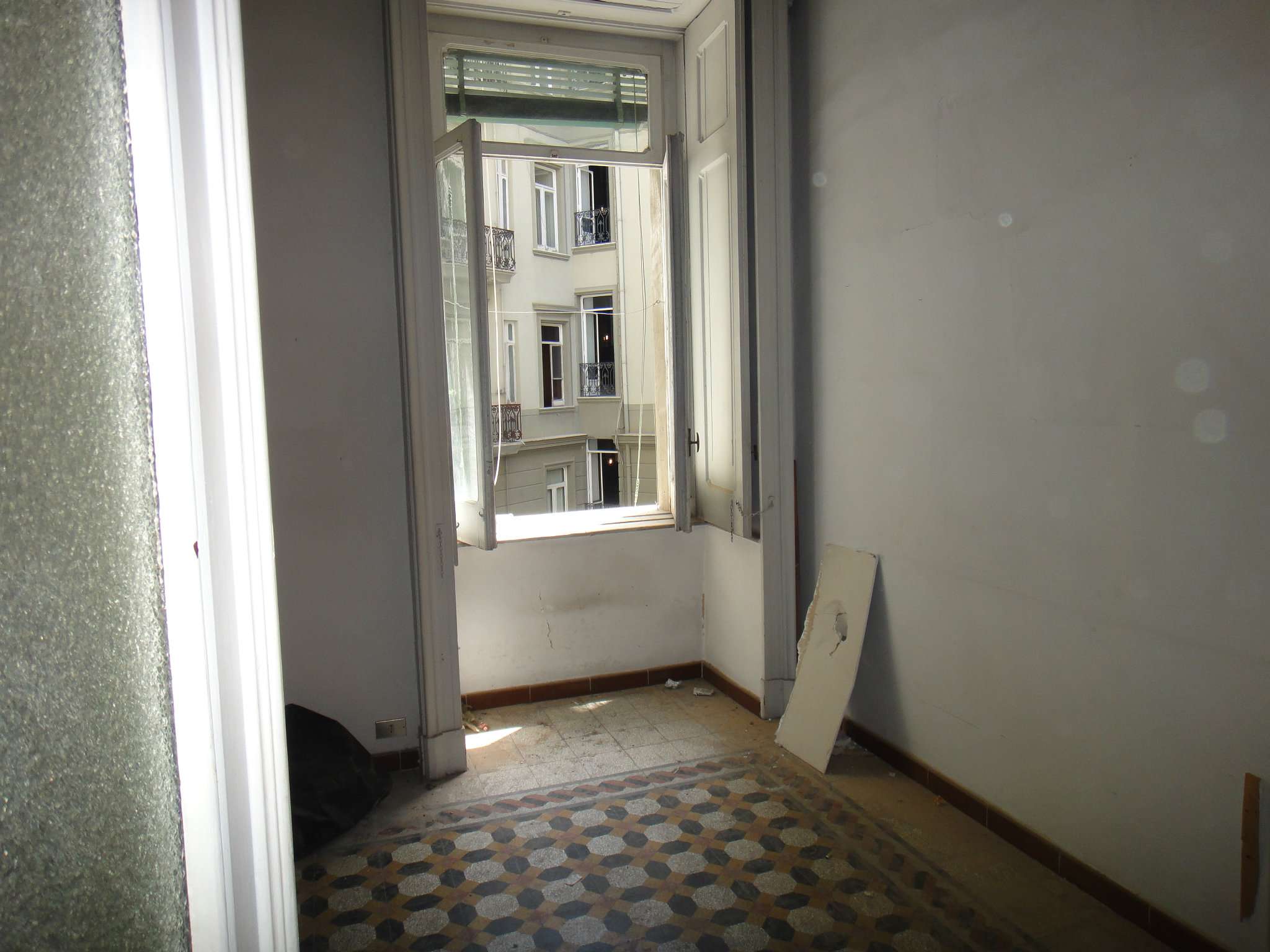Ufficio - Loc.Com. NAPOLI affitto  CHIAIA Via Dei Mille Solemya RE s.r.l.