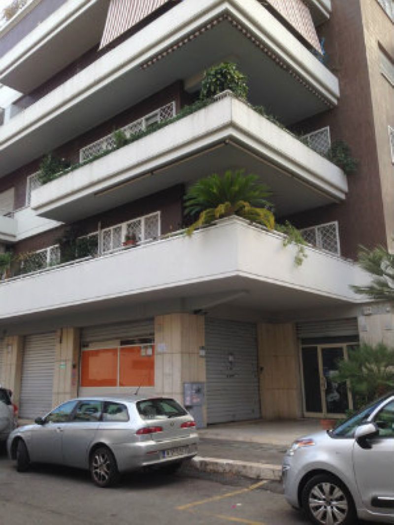 Negozio - Loc.Com. ROMA vendita   fusco Gruppo CasaRE - VENTITRE Sales & Advisor
