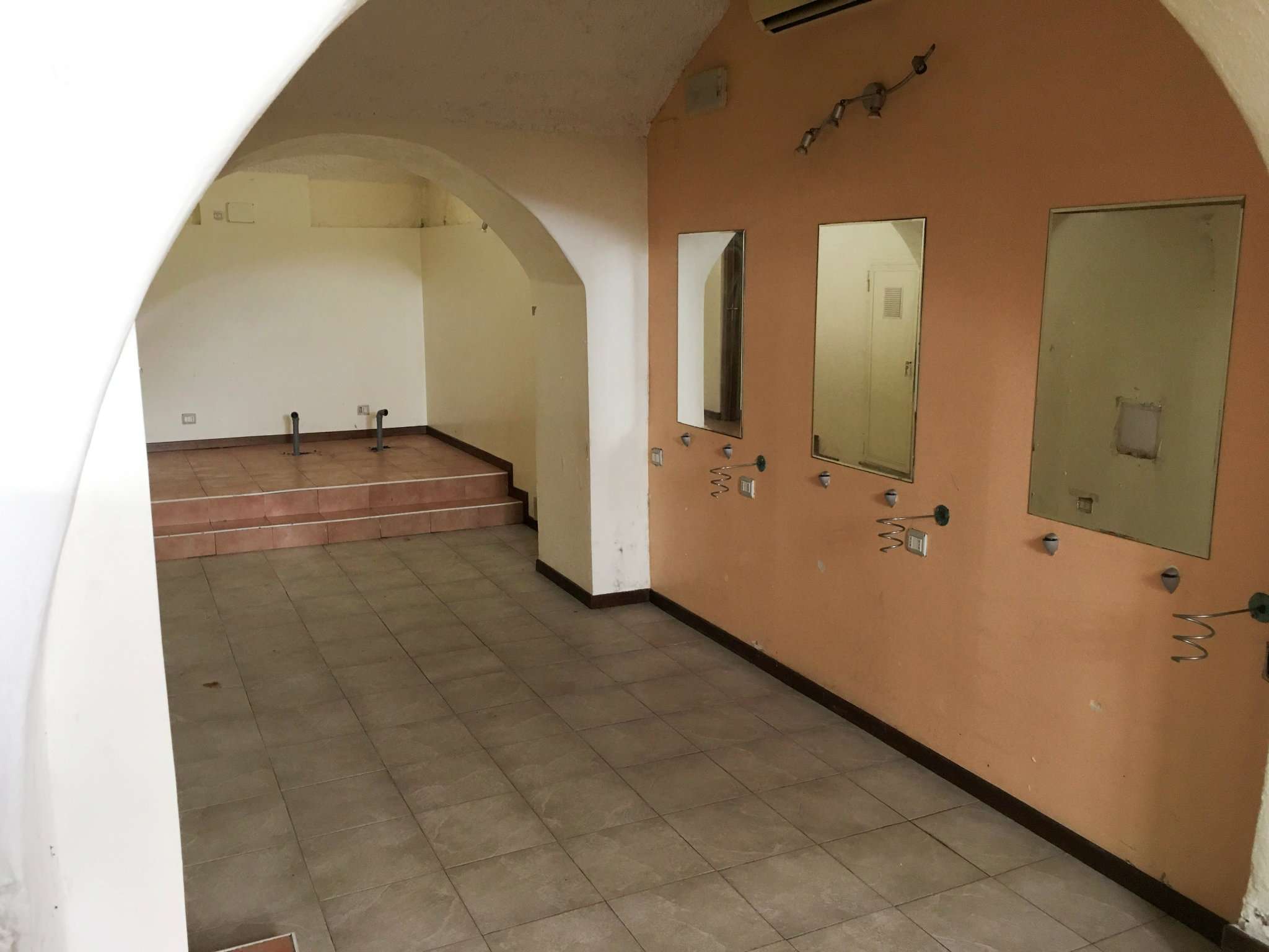 Negozio - Loc.Com. ROMA affitto  ESQUILINO  Milazzo Gabetti - Agenzia Bologna - ROMA