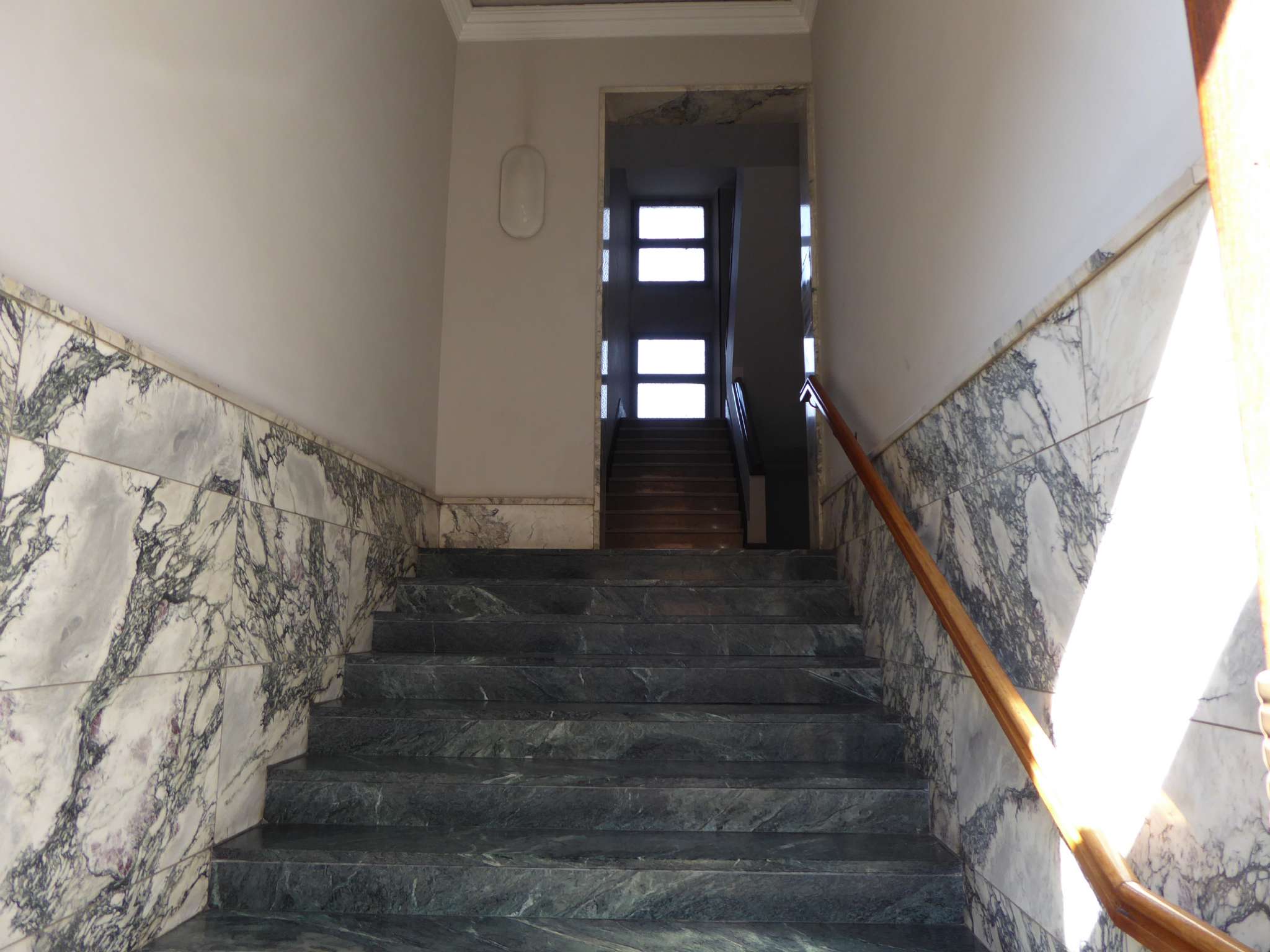 Show Room TORINO affitto  PRECOLLINA Umberto Cosmo Immobiliare Di Salvatore di Rosalba Rossetto