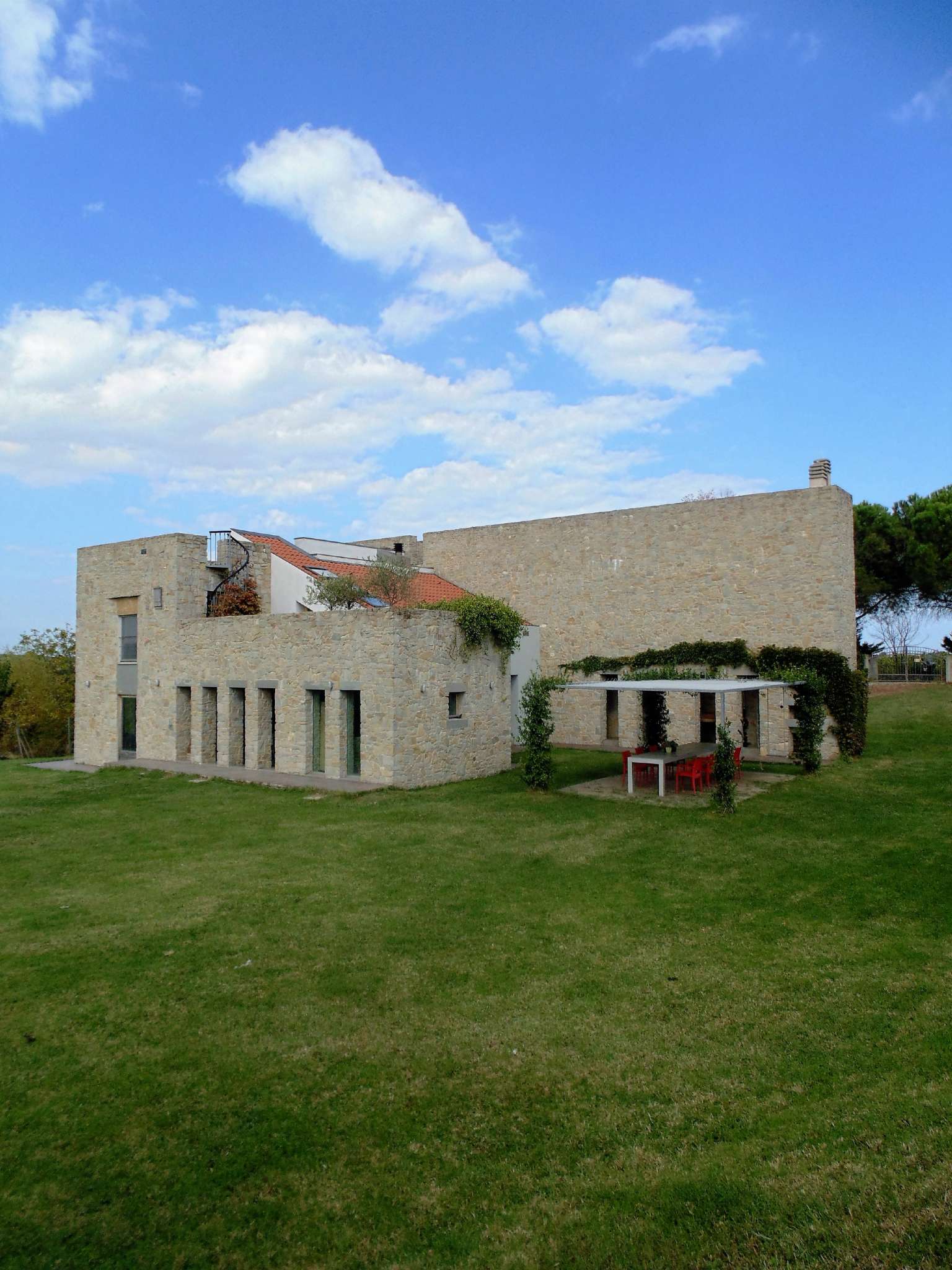 Villa CORIANO vendita    ROSSI Real Estate sas