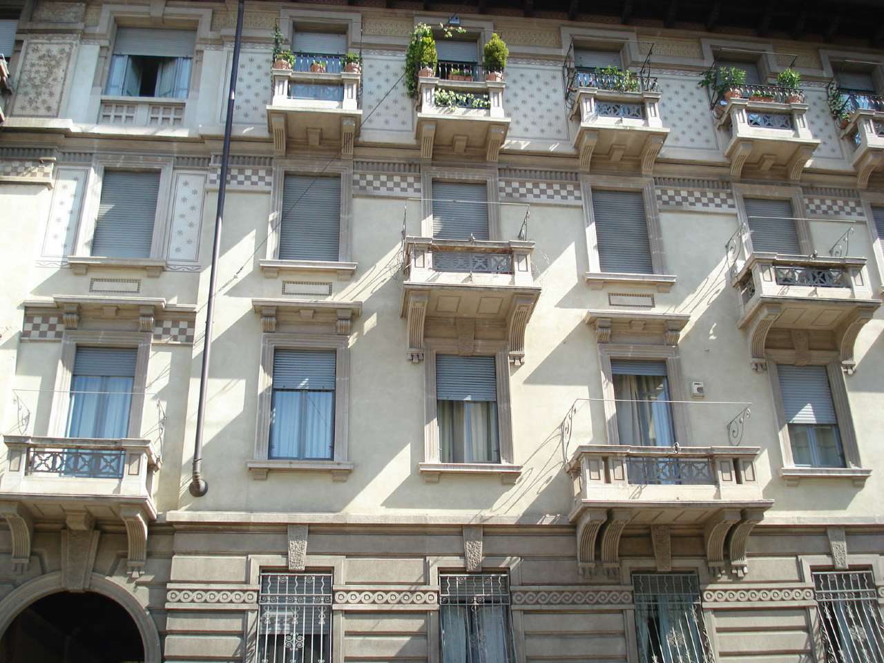  milano affitto quart: fiera cgf-gruppo-vendite-snc