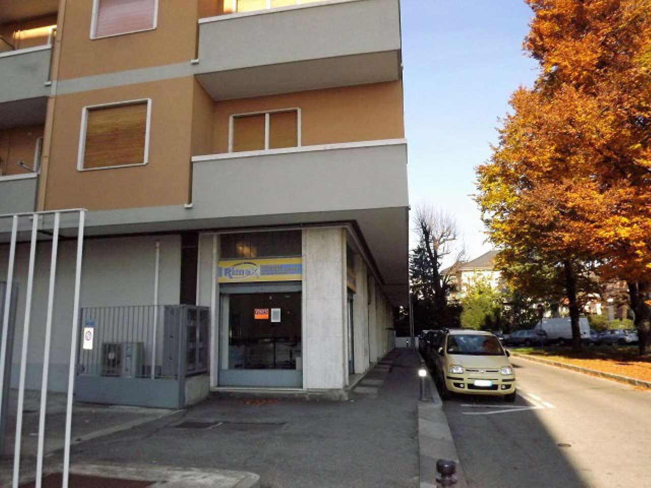 Negozio - Loc.Com. BERGAMO vendita   loverini Selectcasa