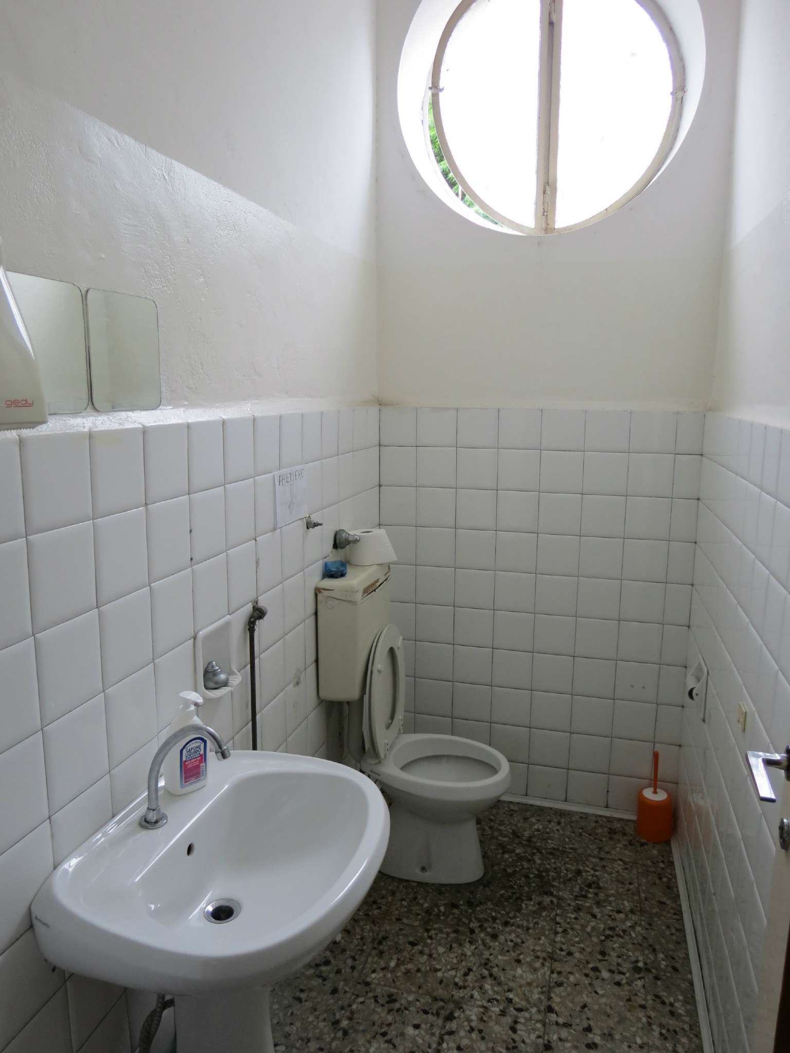 Negozio - Loc.Com. COMO affitto  BORGHI Napoleona Immobilclass S.a.s.