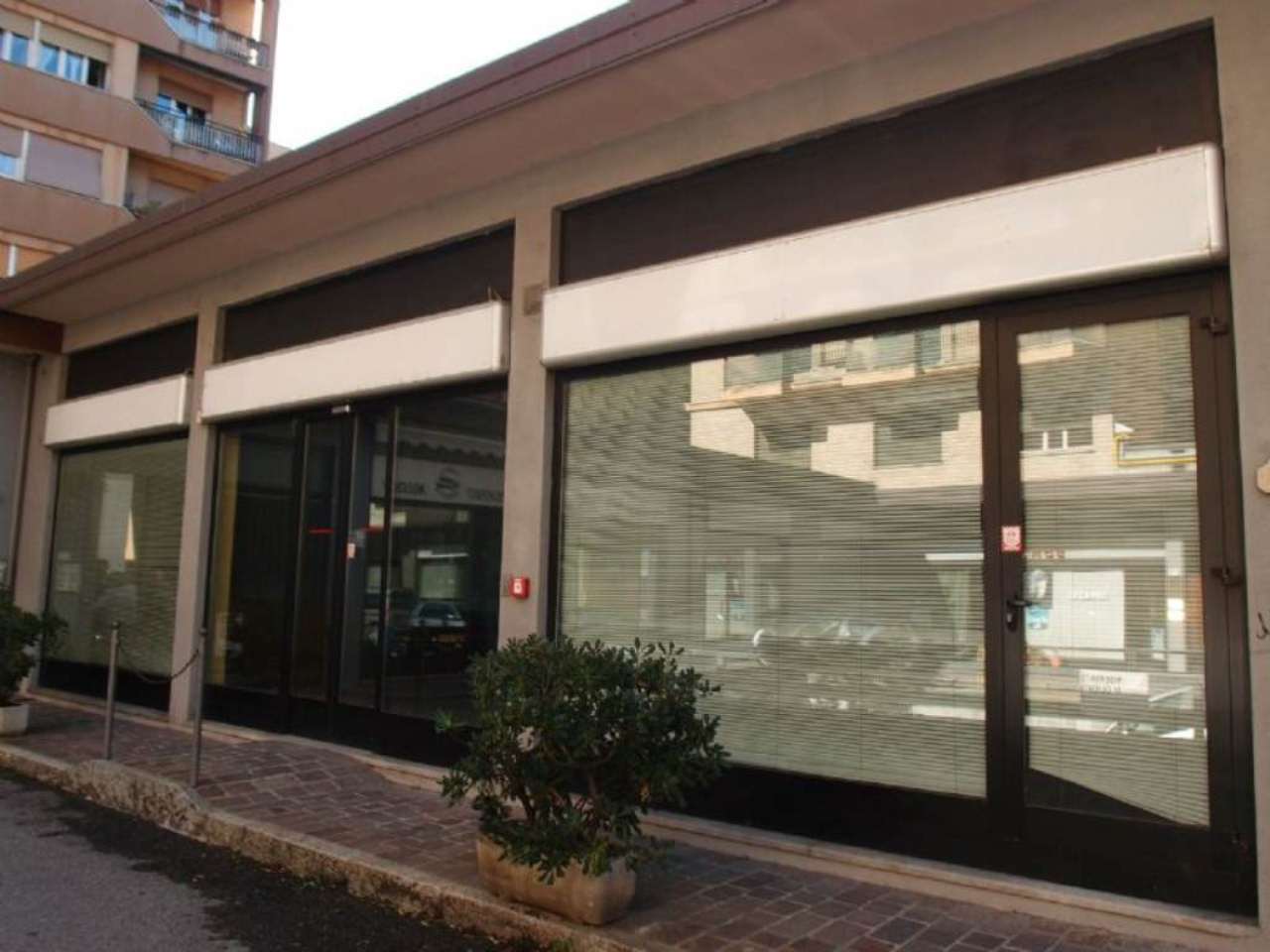 Ufficio - Loc.Com. COMO affitto  CENTRO Dante Immobilclass S.a.s.