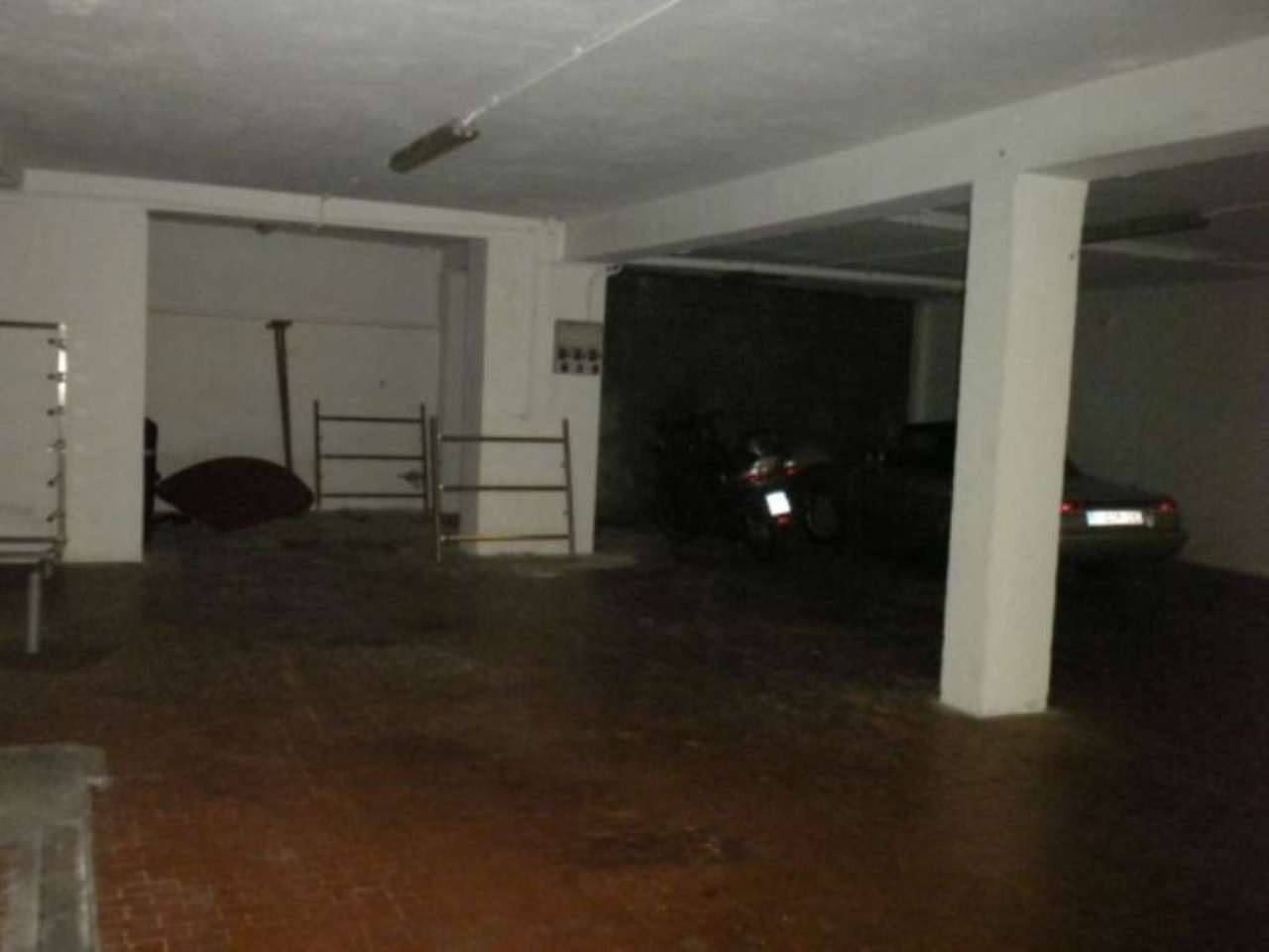 Capannoni (Tutti) COMO affitto  BORGHI Enrico Cosenz Immobilclass S.a.s.