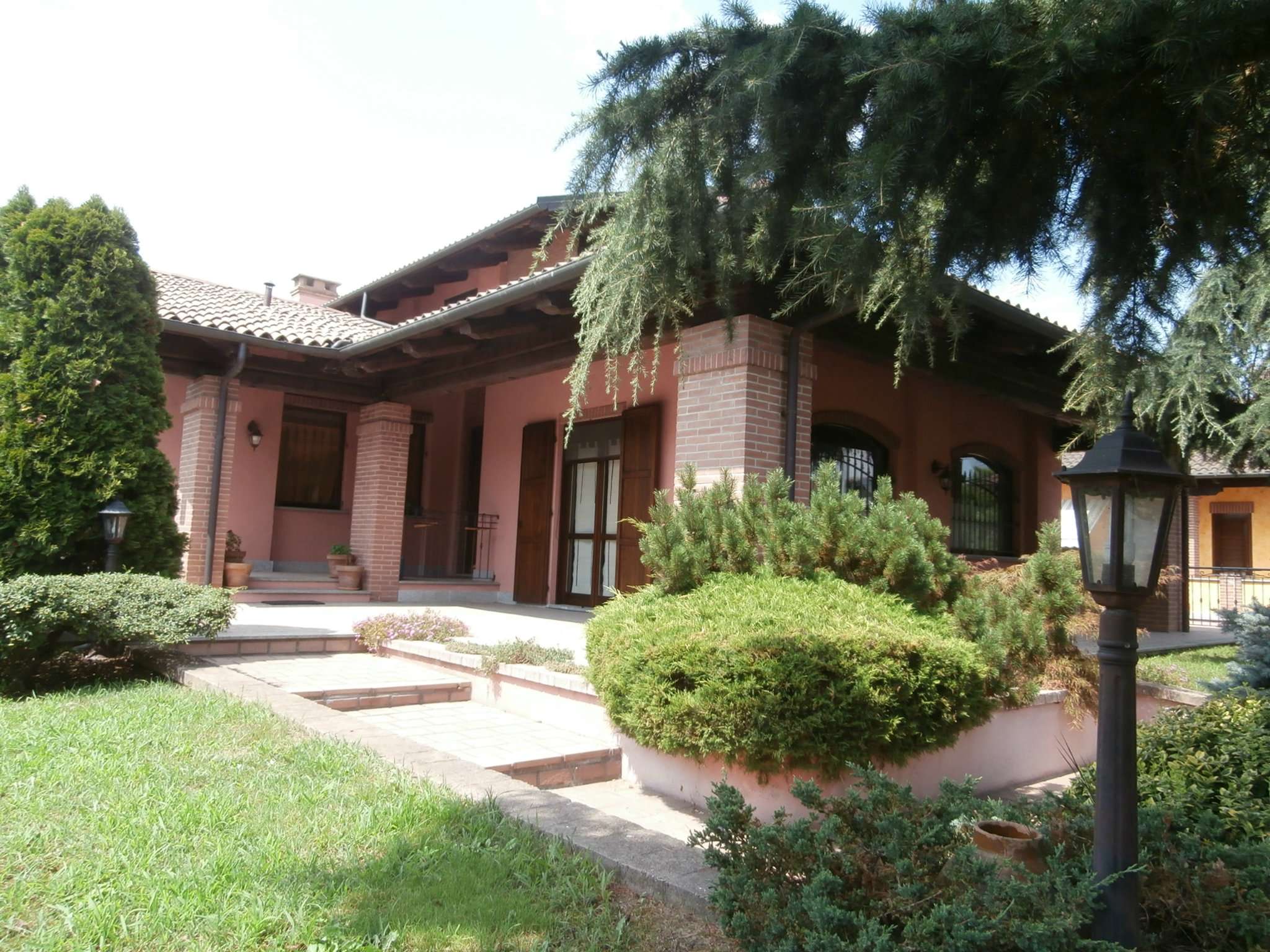 Villa POIRINO vendita   Benedetto Croce Piemonte Case