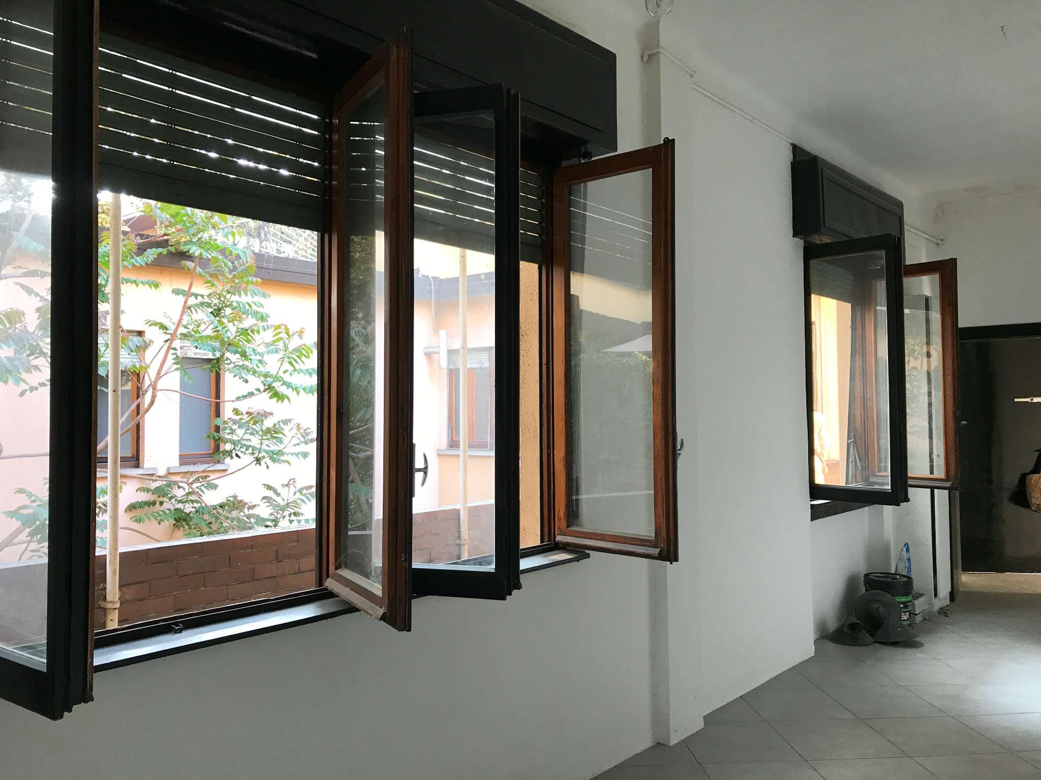 Ufficio - Loc.Com. MILANO affitto  CENTRO STORICO Magenta IMMOBILIARE LUISA PIROVANO