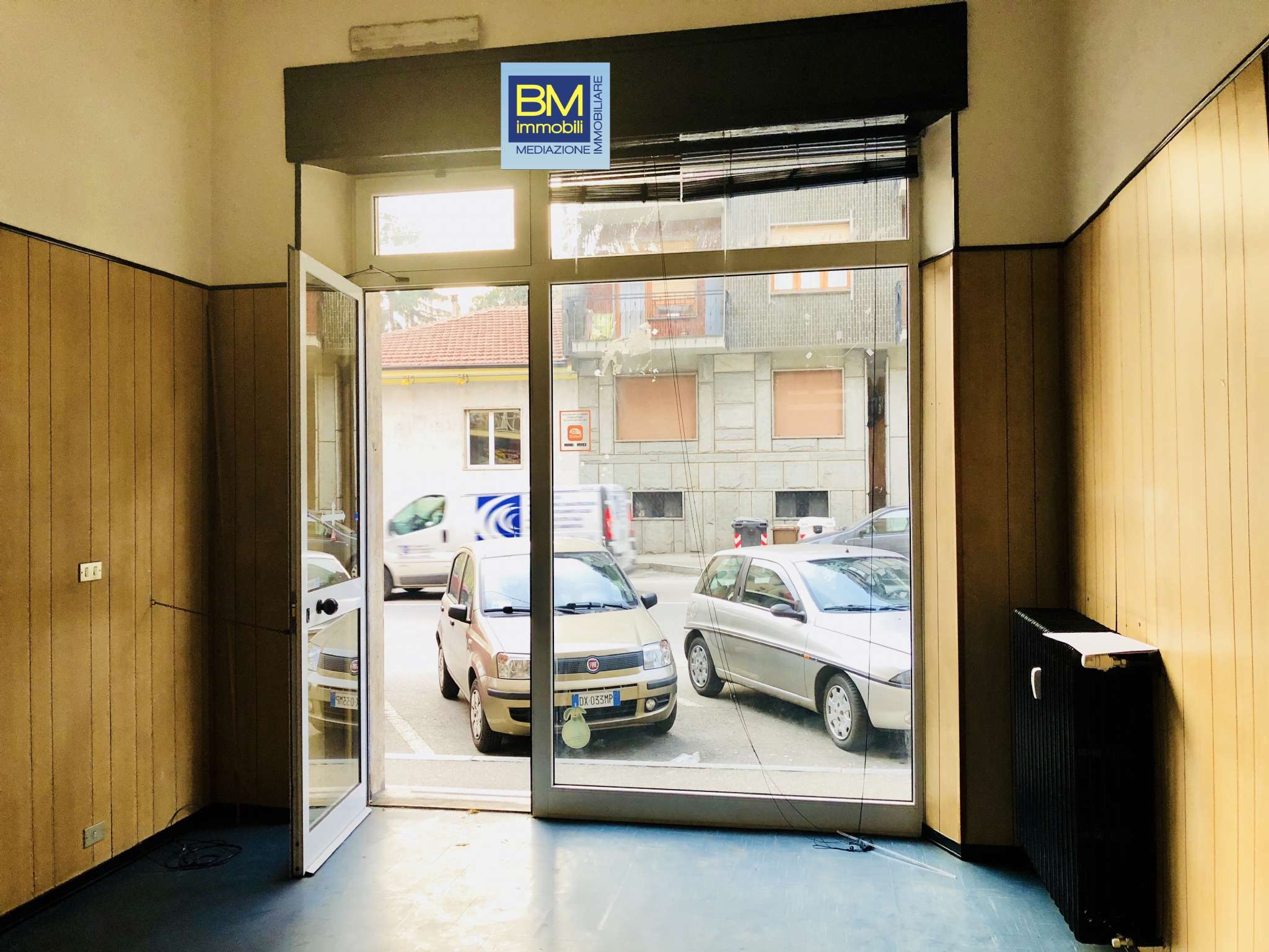 Locale Comm.le in Vendita